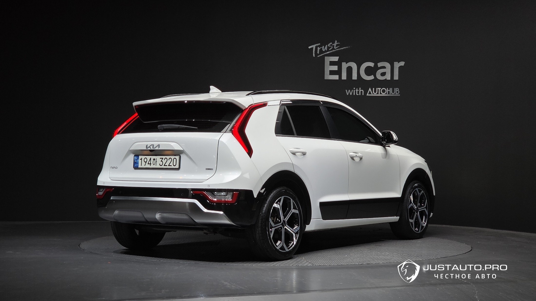 Автомобиль Kia Niro