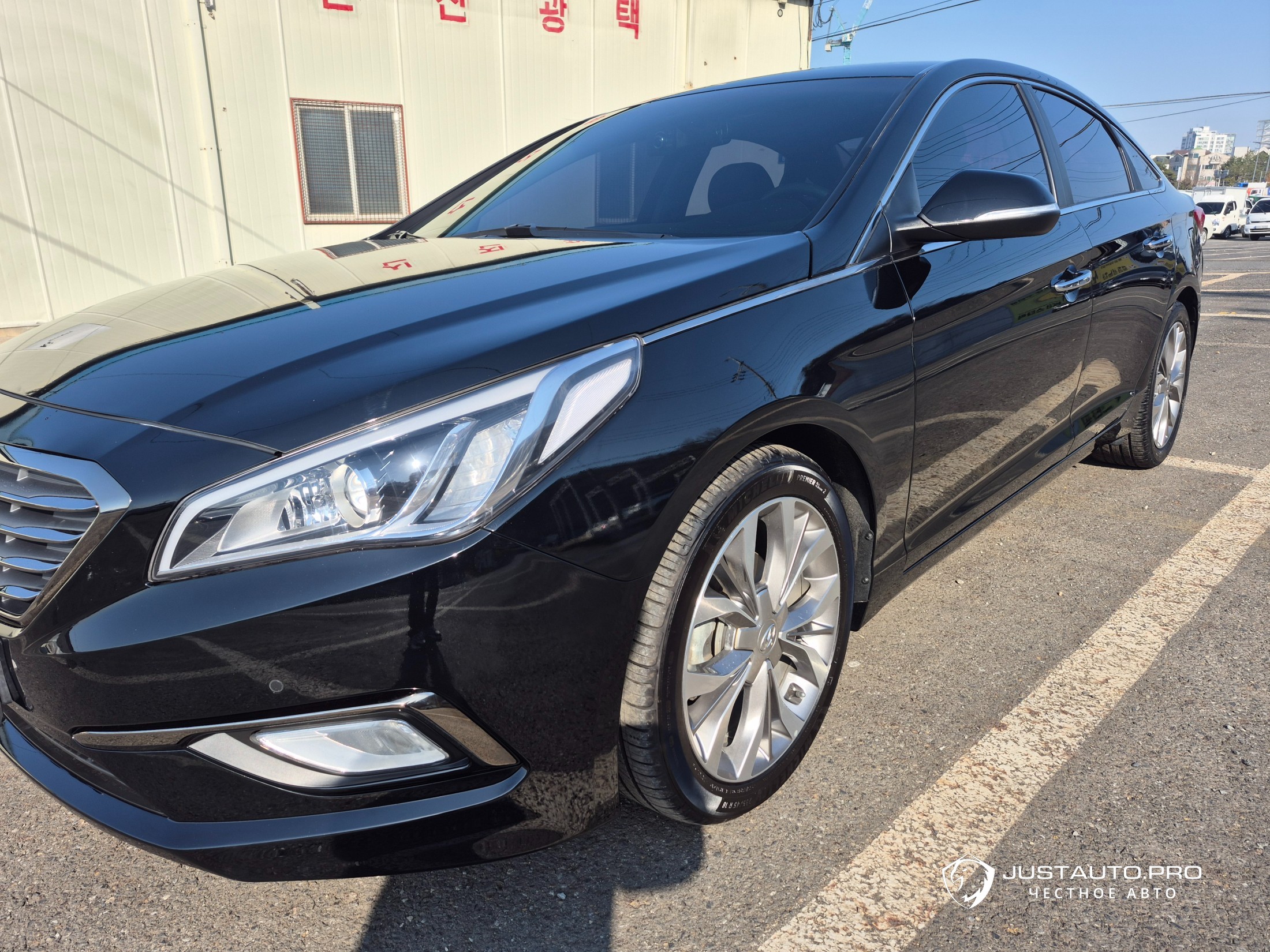 Автомобиль Hyundai Sonata