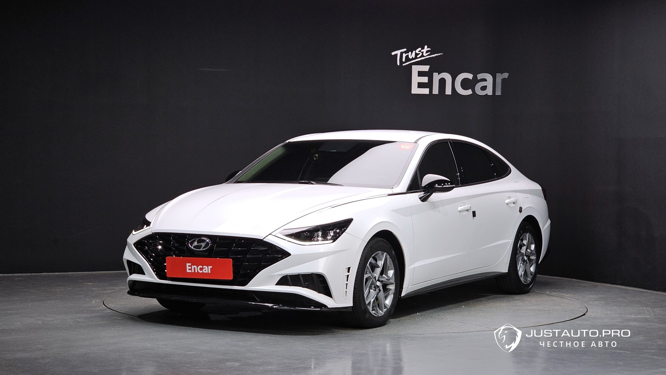 Автомобиль Hyundai Sonata