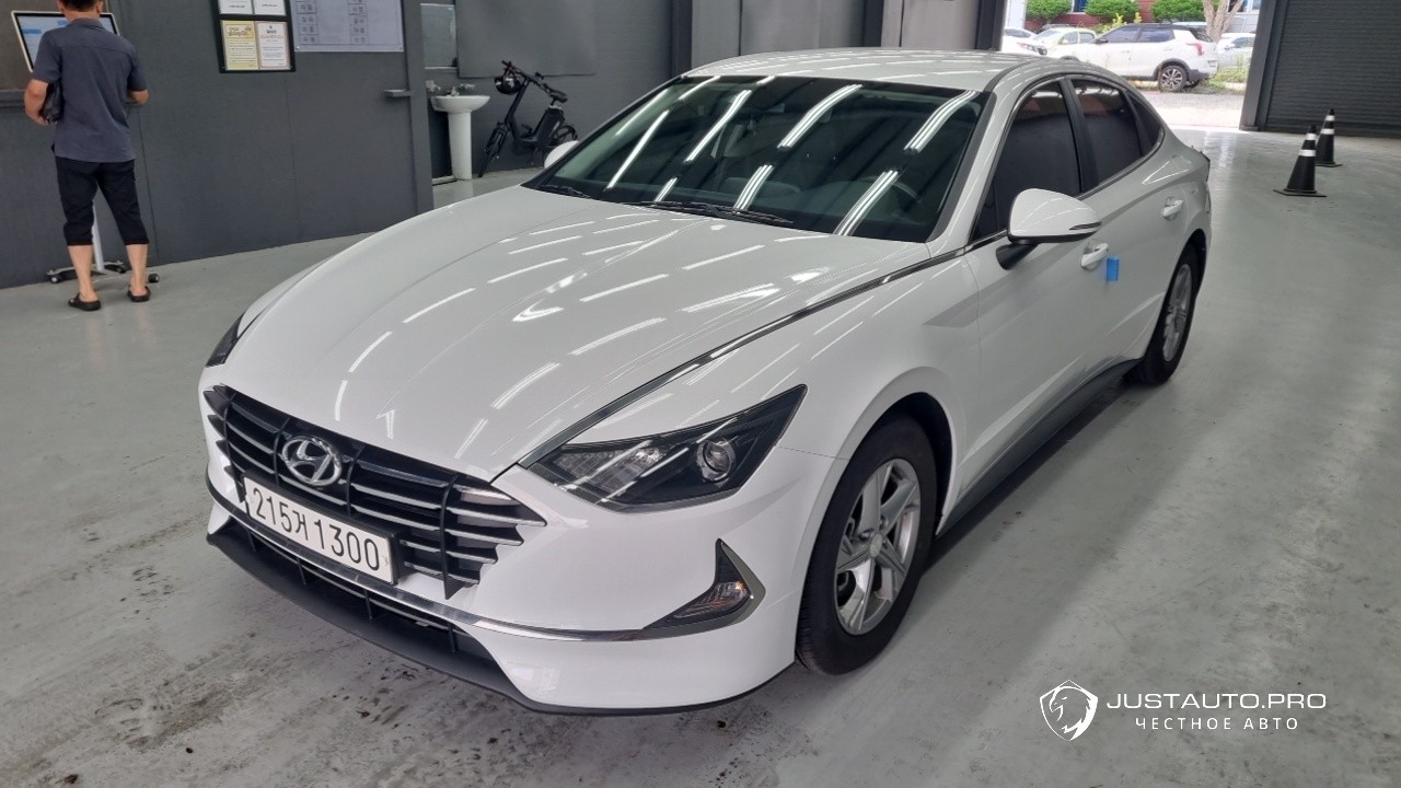 Автомобиль Hyundai Sonata