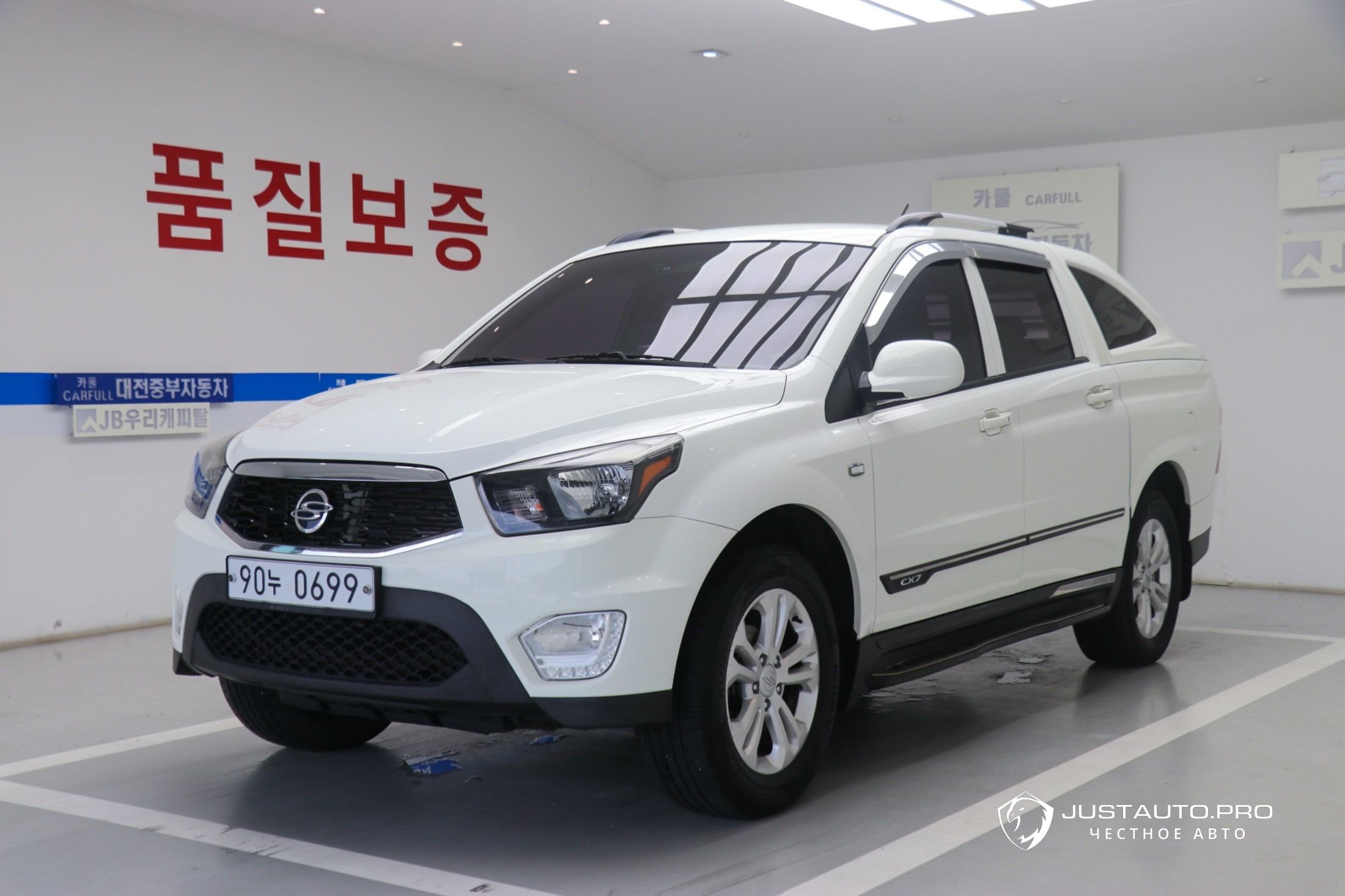 Автомобиль KG_Mobility_Ssangyong KORANDO