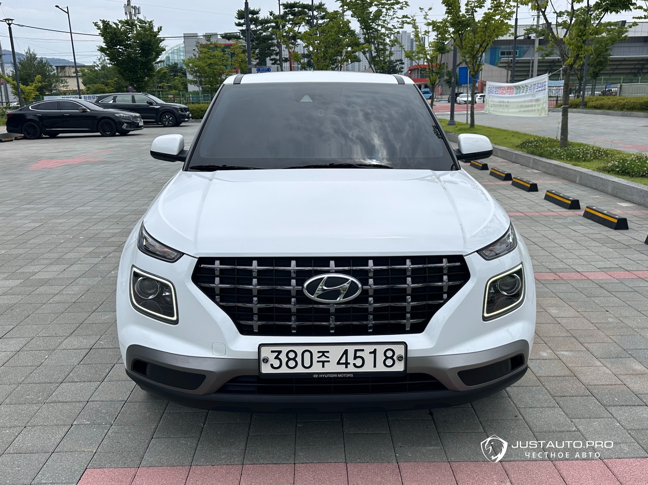 Автомобиль Hyundai Venue