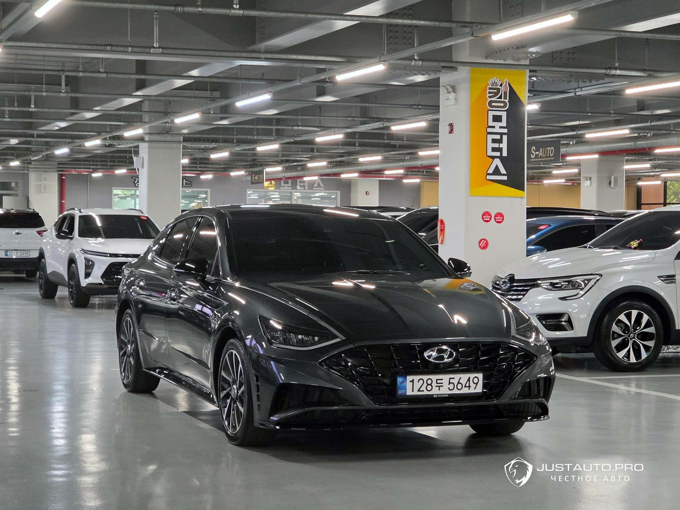 Автомобиль Hyundai Sonata