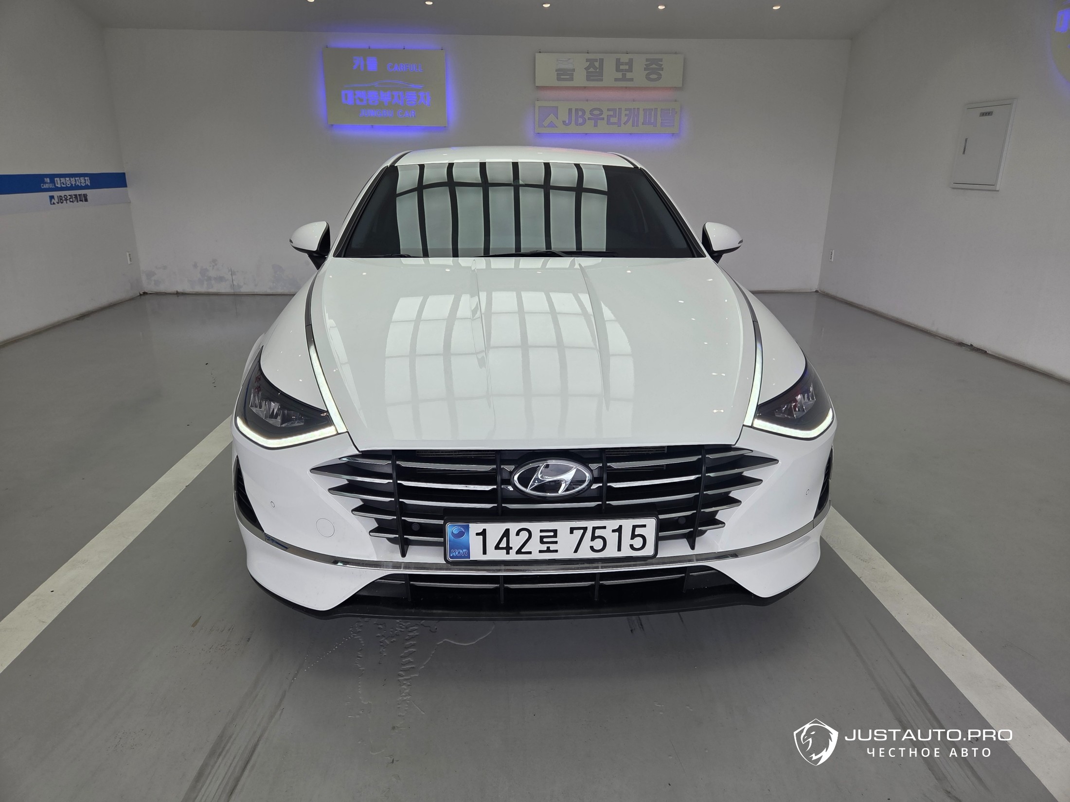 Автомобиль Hyundai Sonata