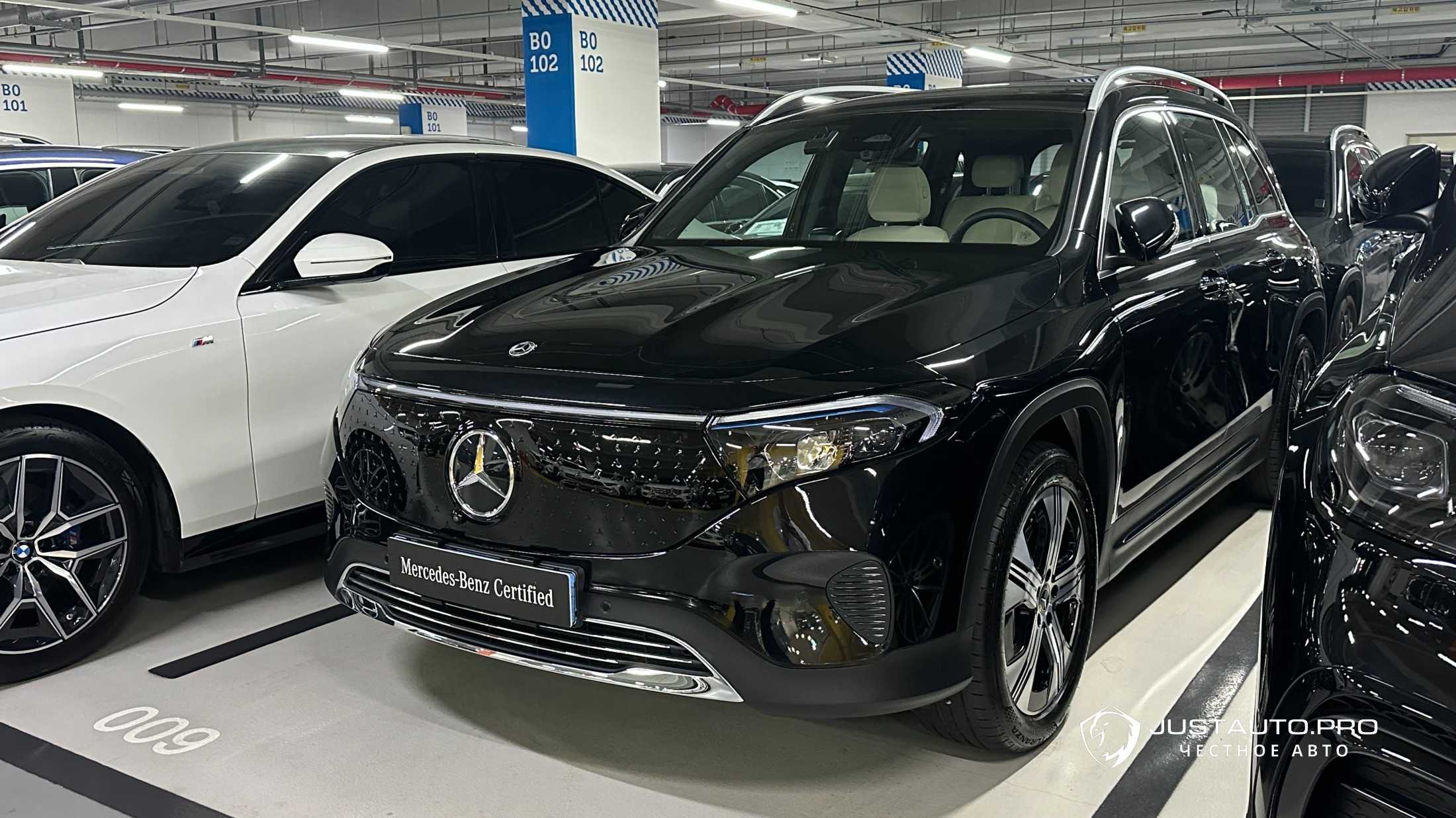 Автомобиль Mercedes-Benz EQB