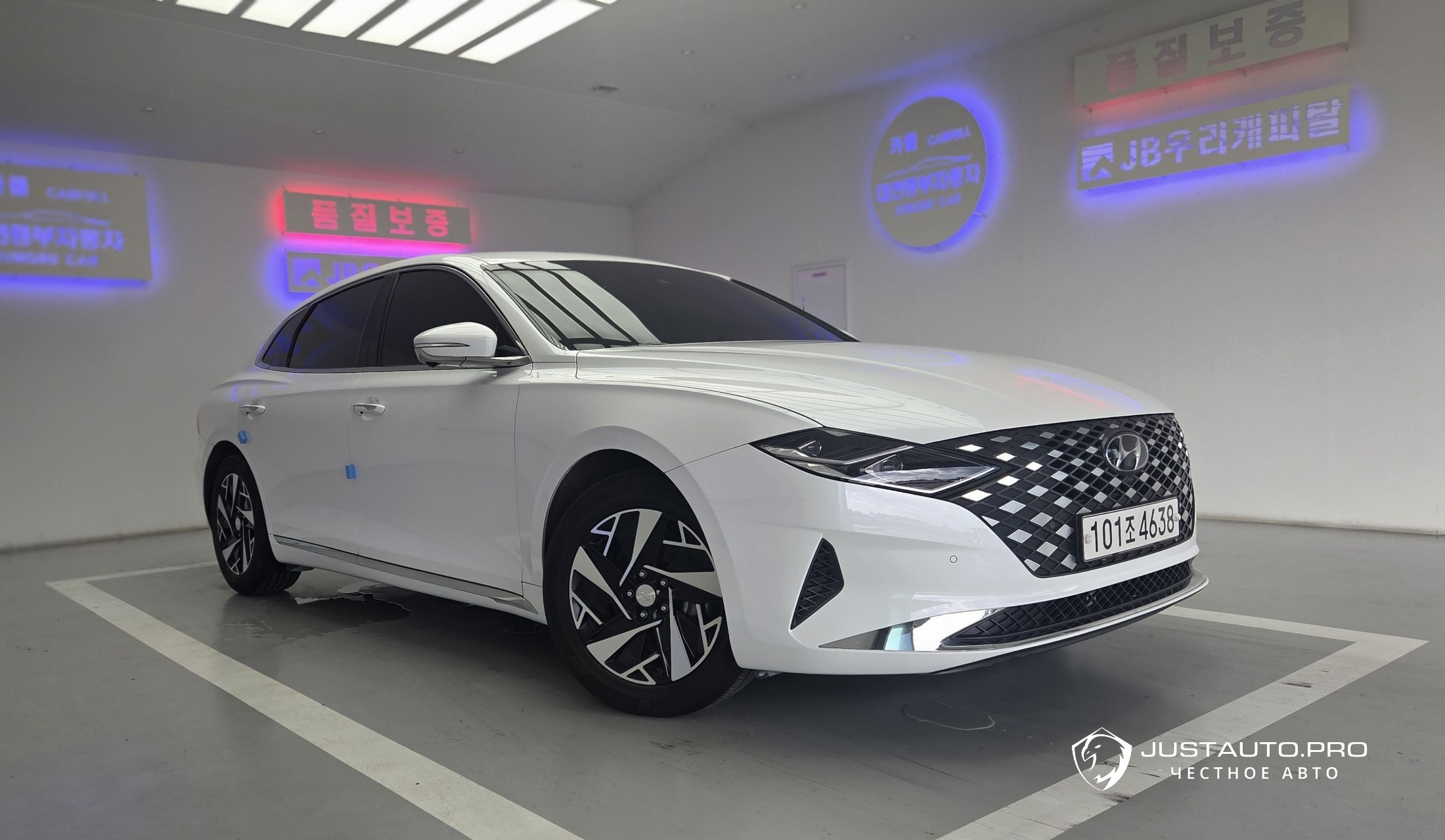 Автомобиль Hyundai Grandeur