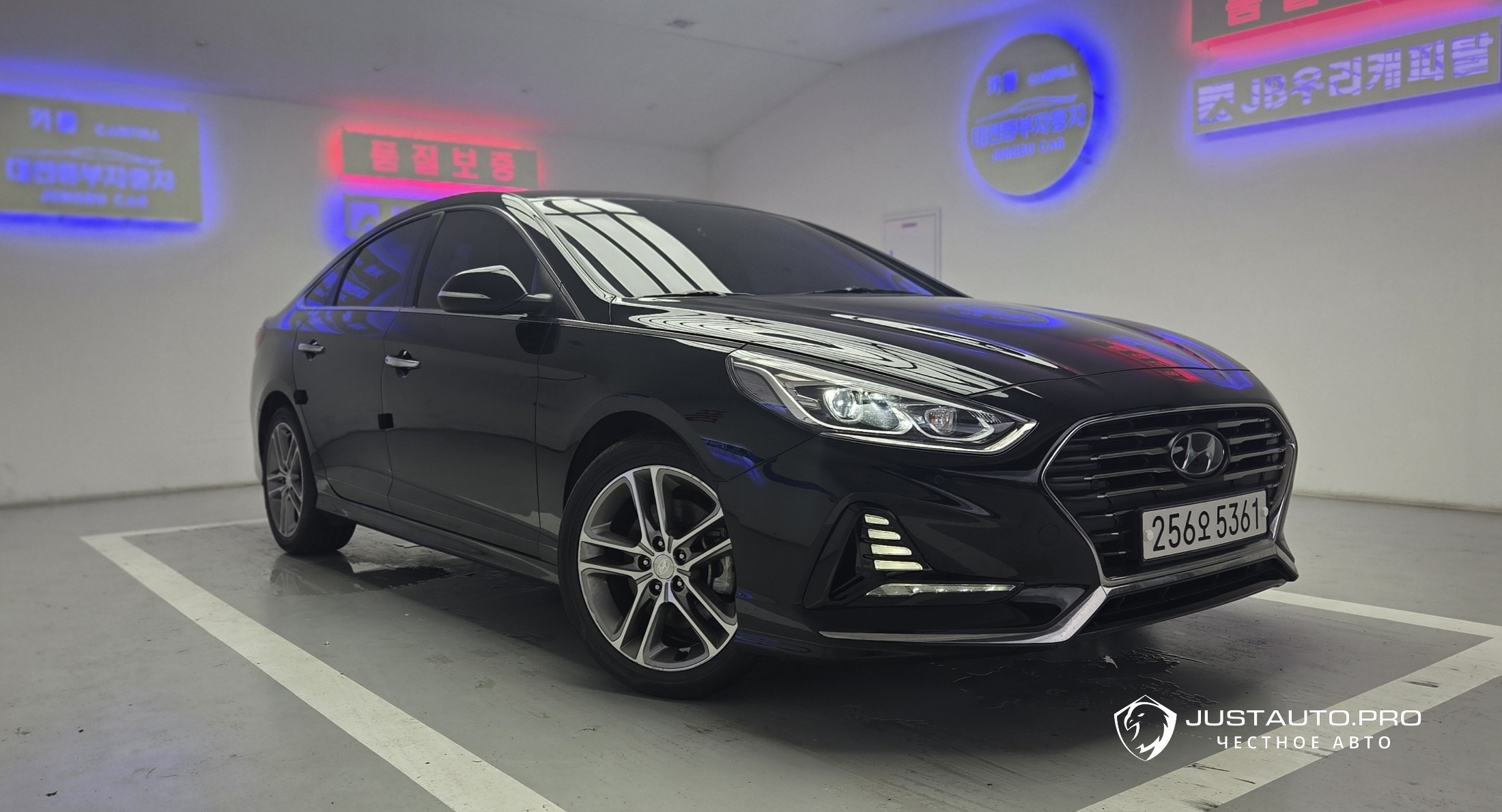 Автомобиль Hyundai Sonata