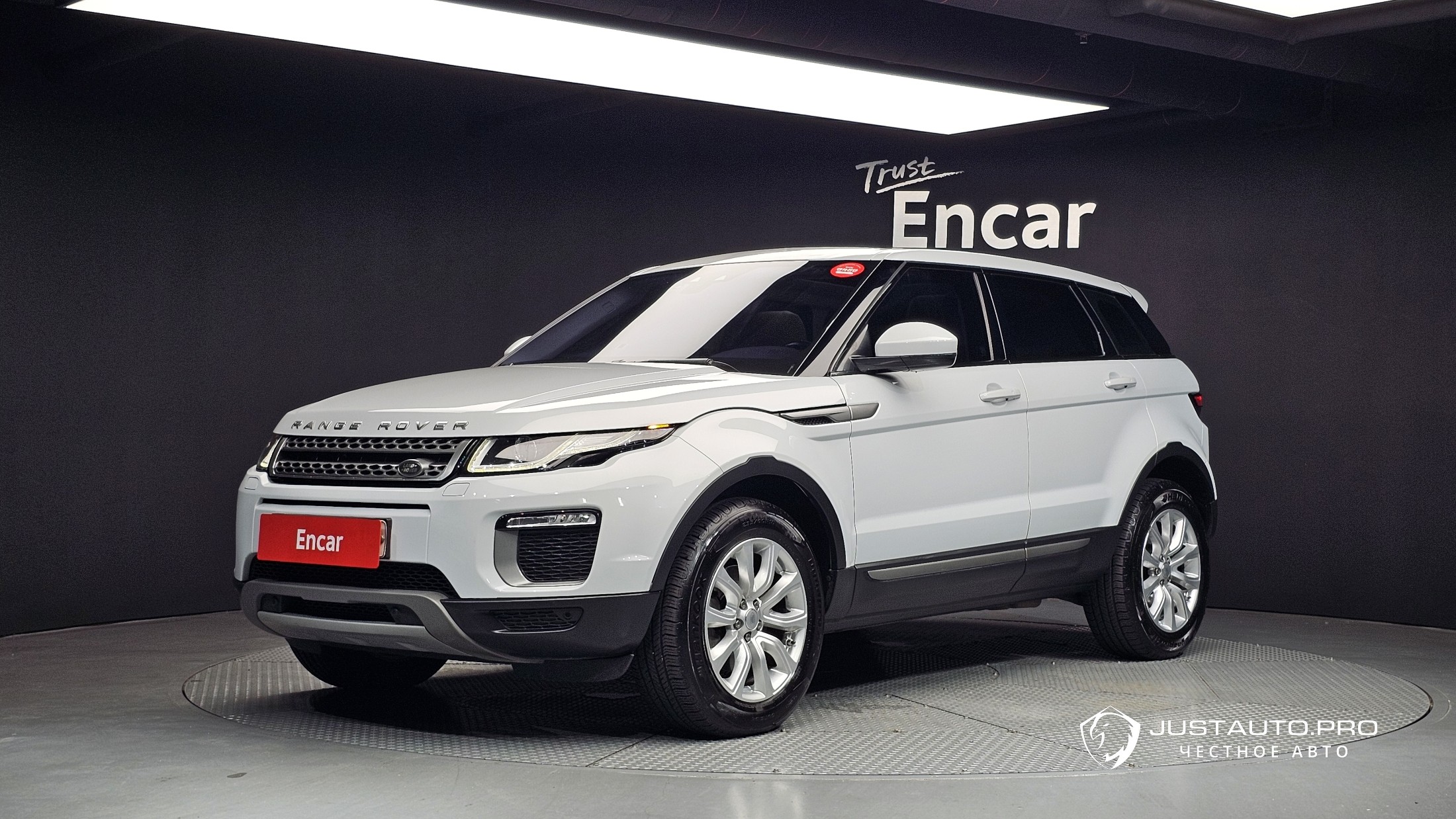Автомобиль Land Rover Range Rover Evoque