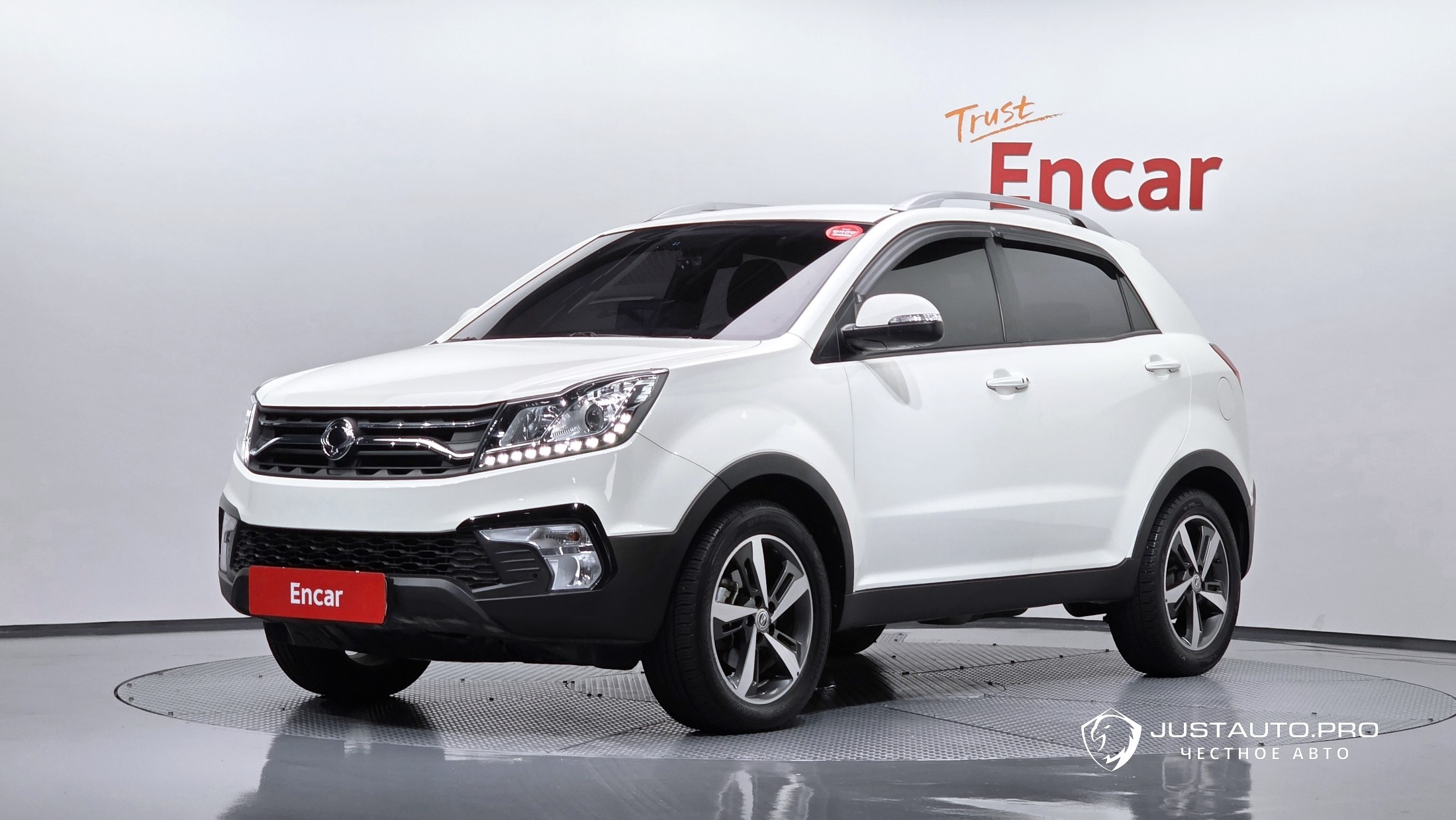 Автомобиль KG_Mobility_Ssangyong KORANDO