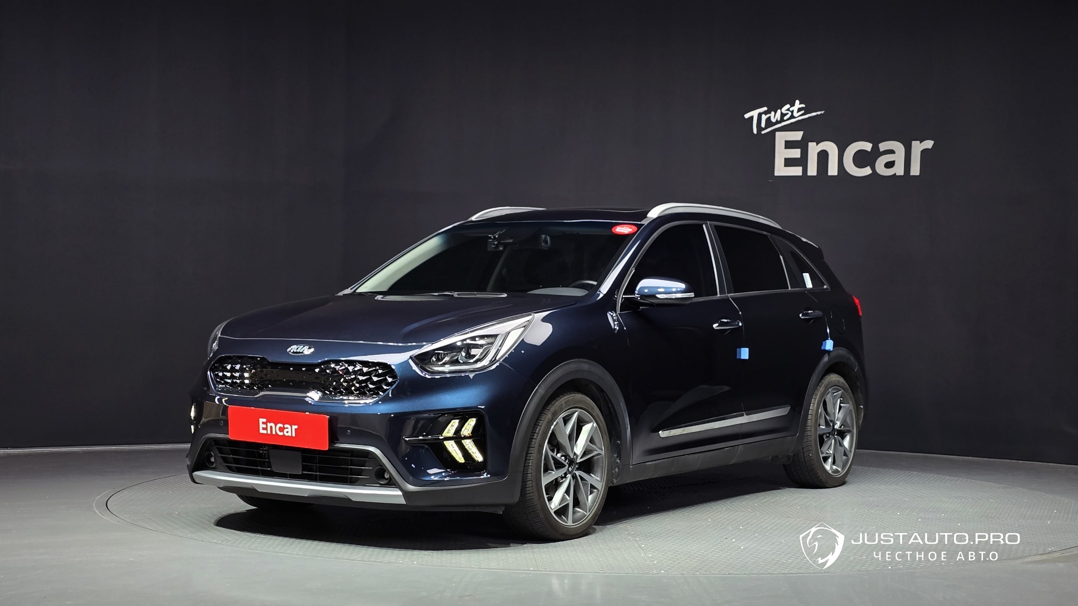 Автомобиль Kia Niro