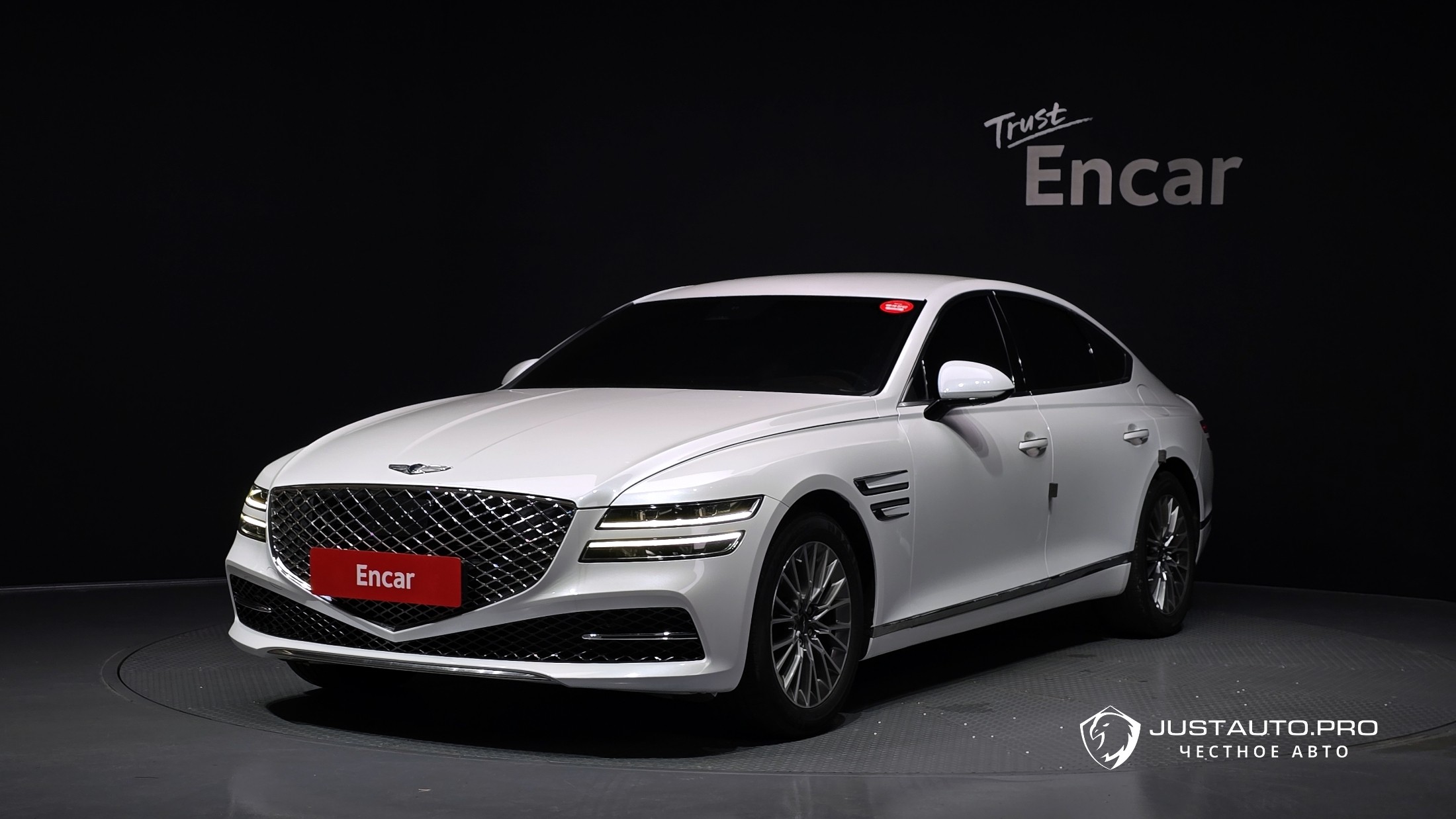 Автомобиль Genesis G80