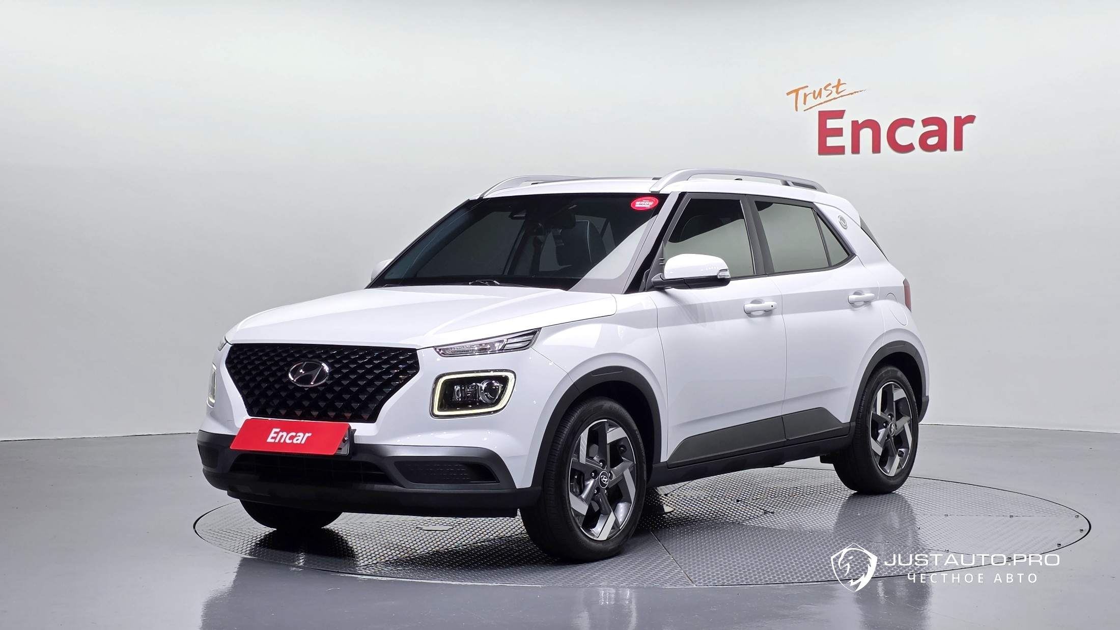 Автомобиль Hyundai Venue