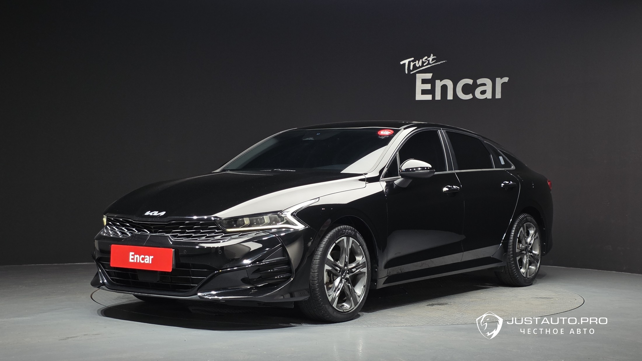 Автомобиль Kia K5
