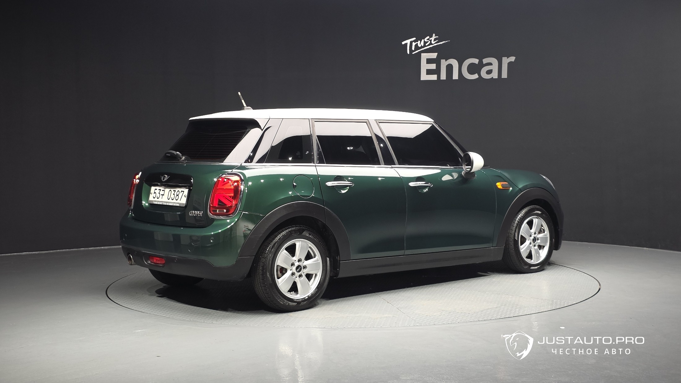 Автомобиль Mini Cooper