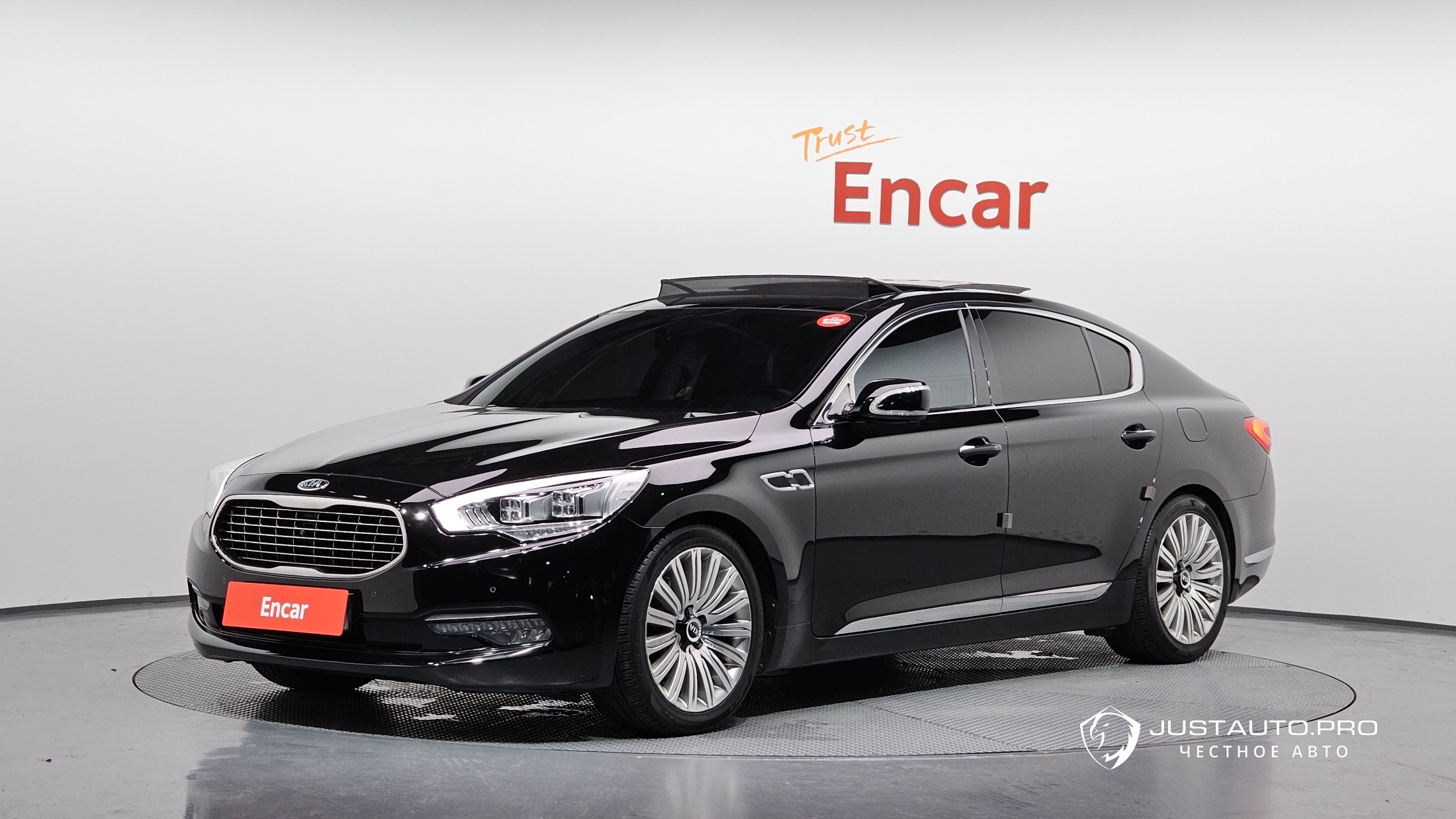 Автомобиль Kia K9