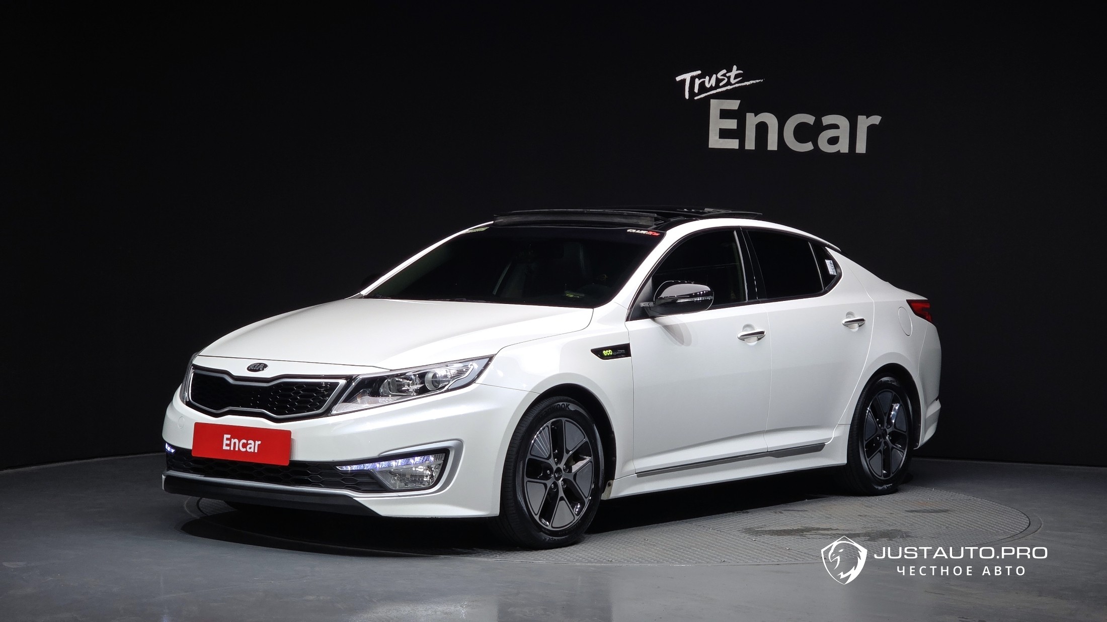 Автомобиль Kia K5