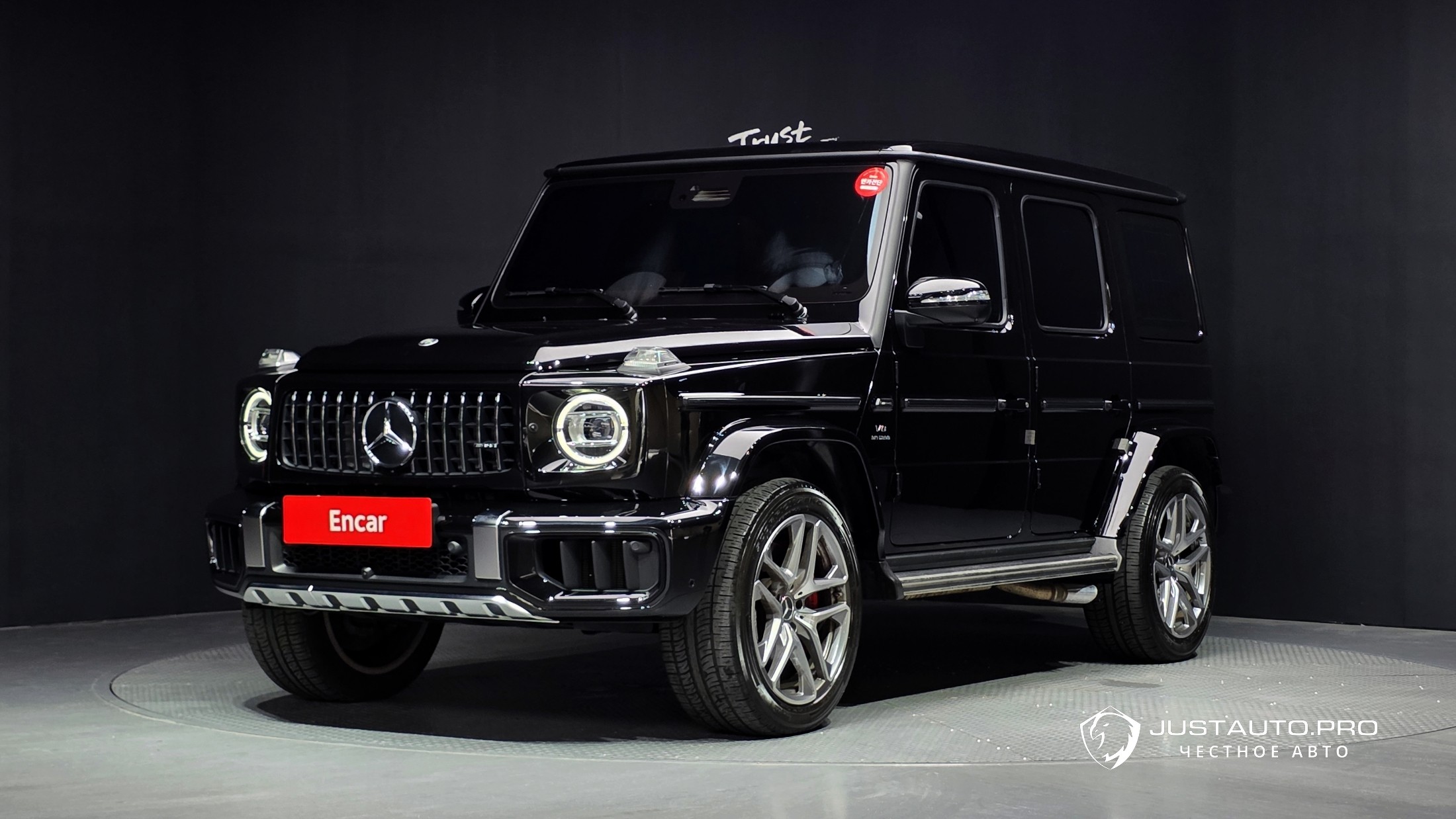 Автомобиль Mercedes-Benz G-Class