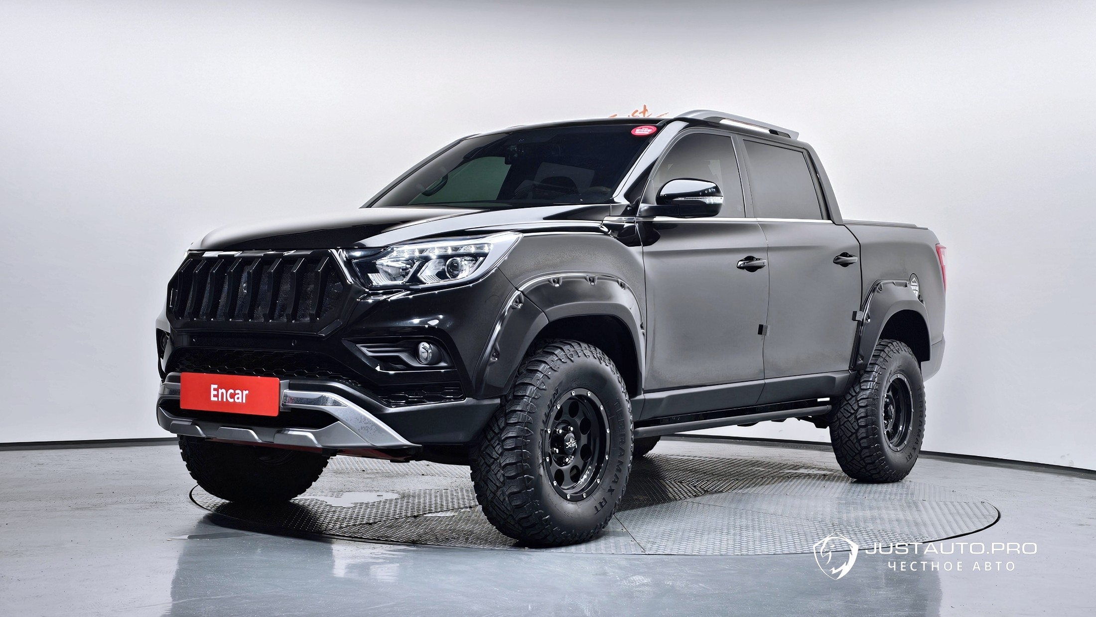 Автомобиль KG_Mobility_Ssangyong Rexton