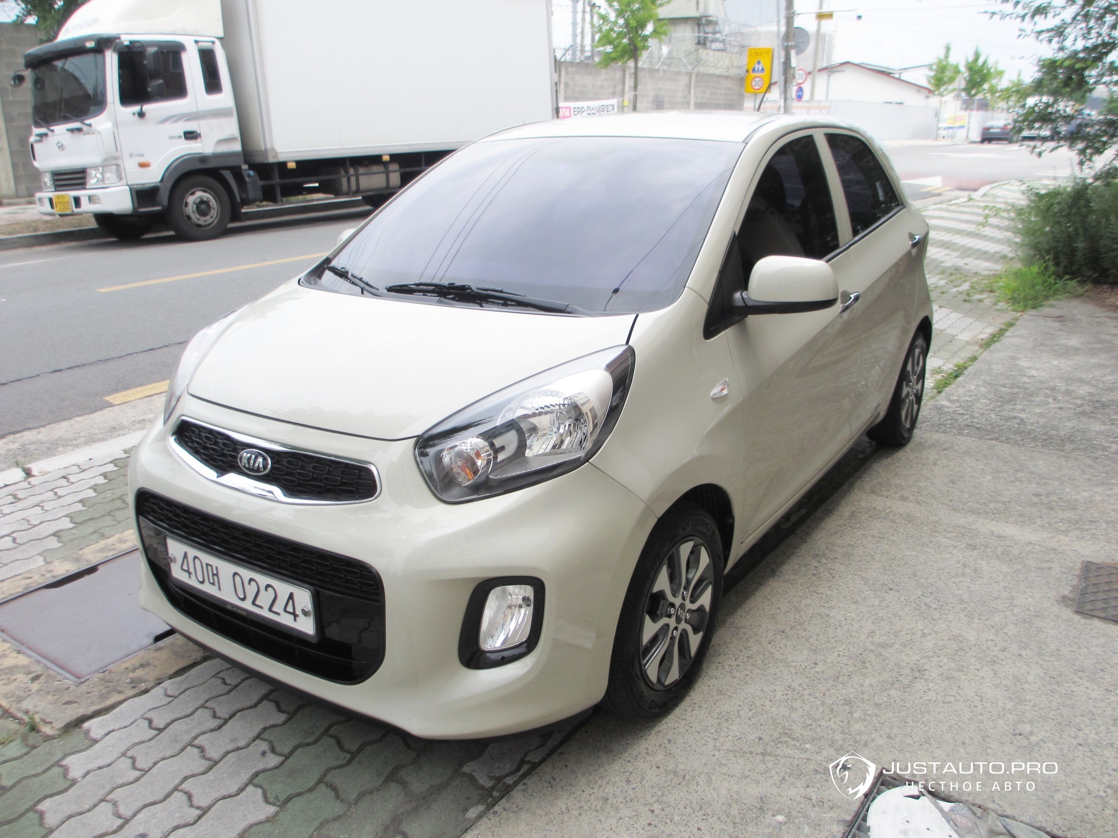 Автомобиль Kia morning