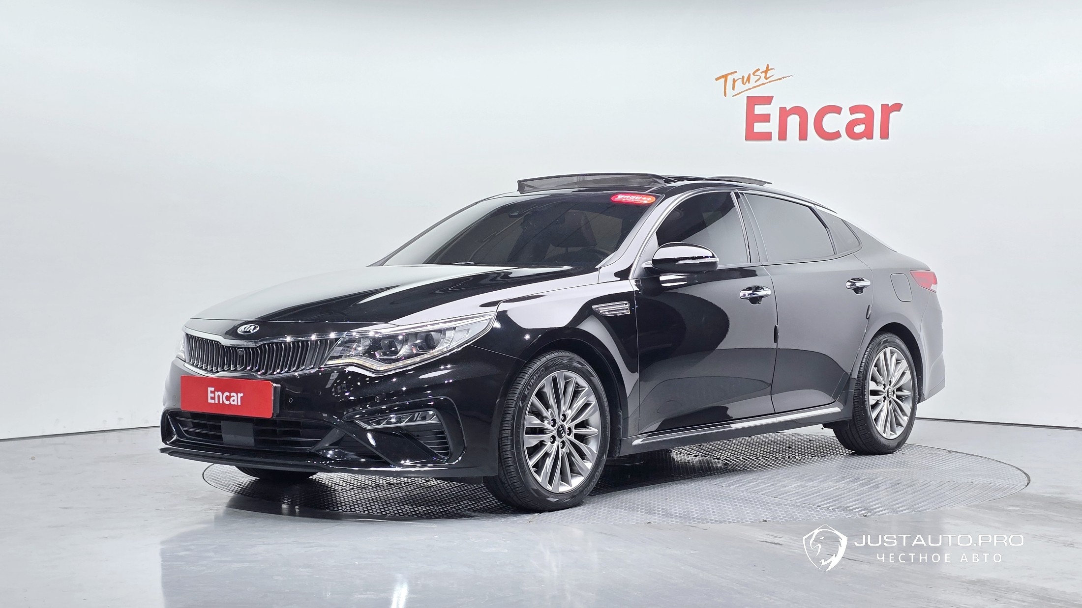 Автомобиль Kia K5