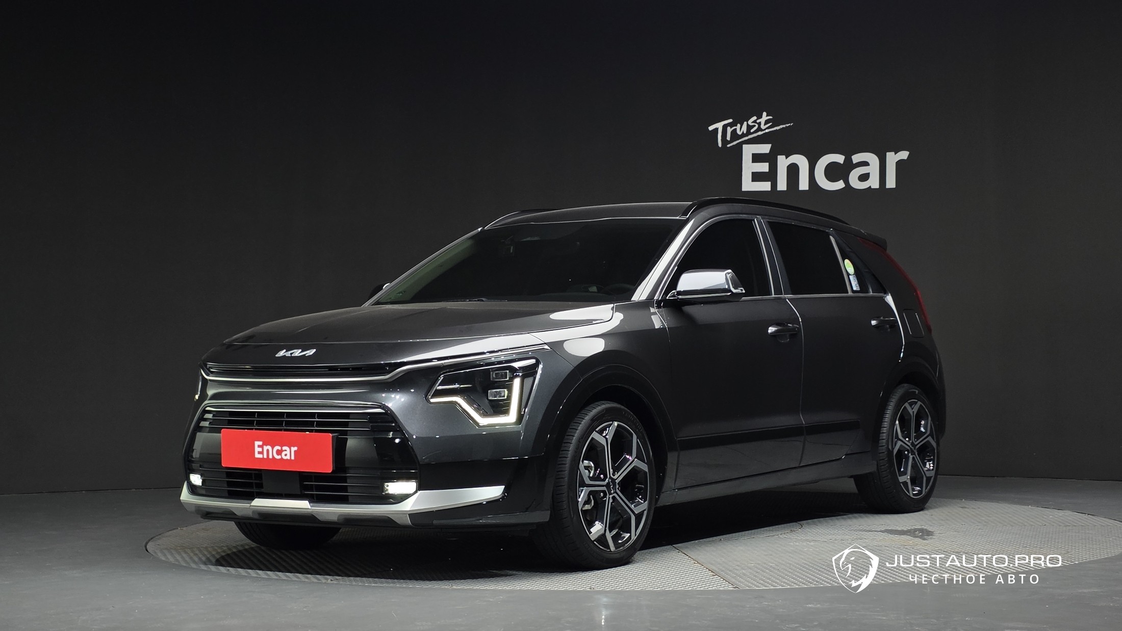 Автомобиль Kia Niro