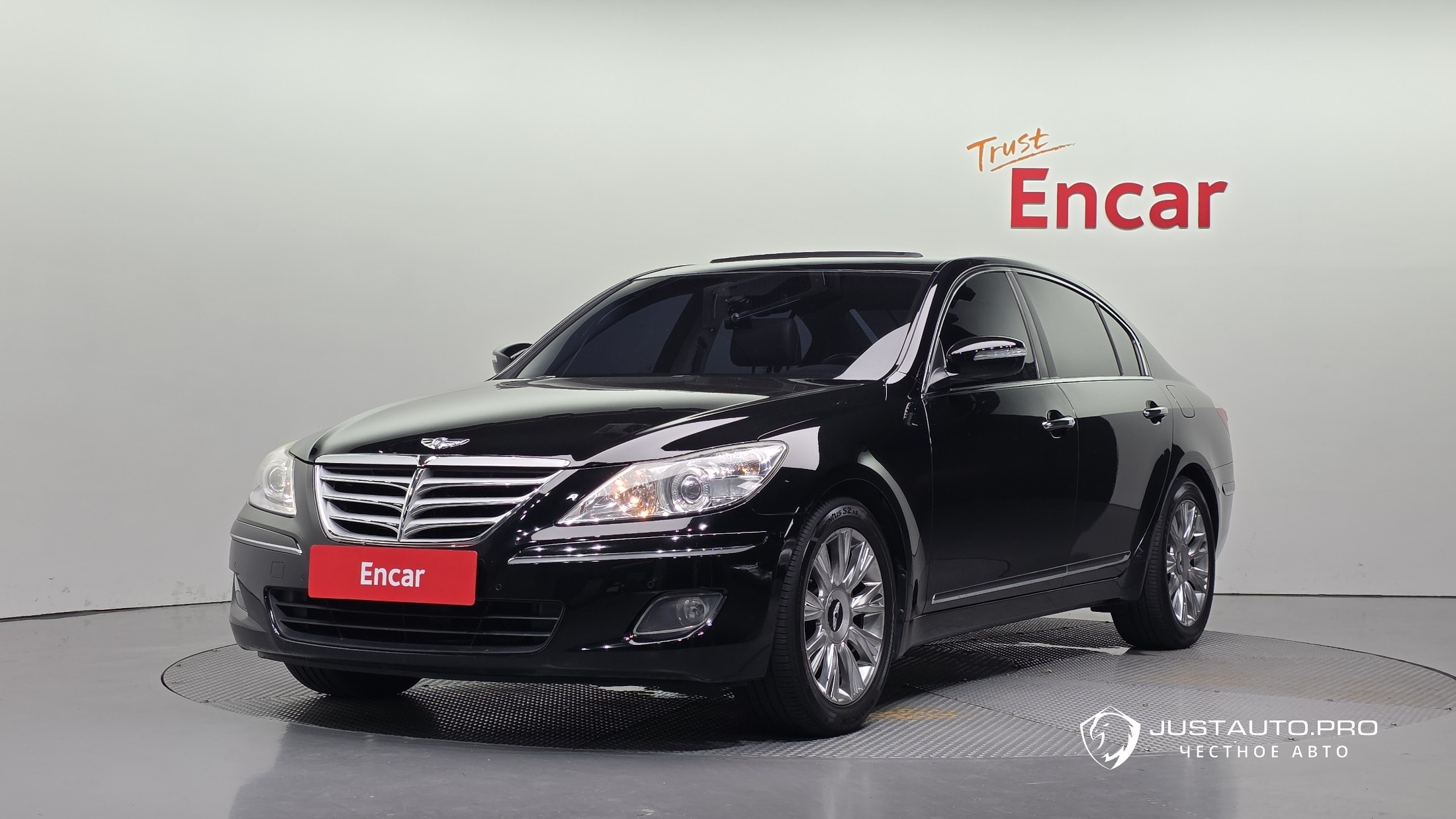 Автомобиль Hyundai Genesis