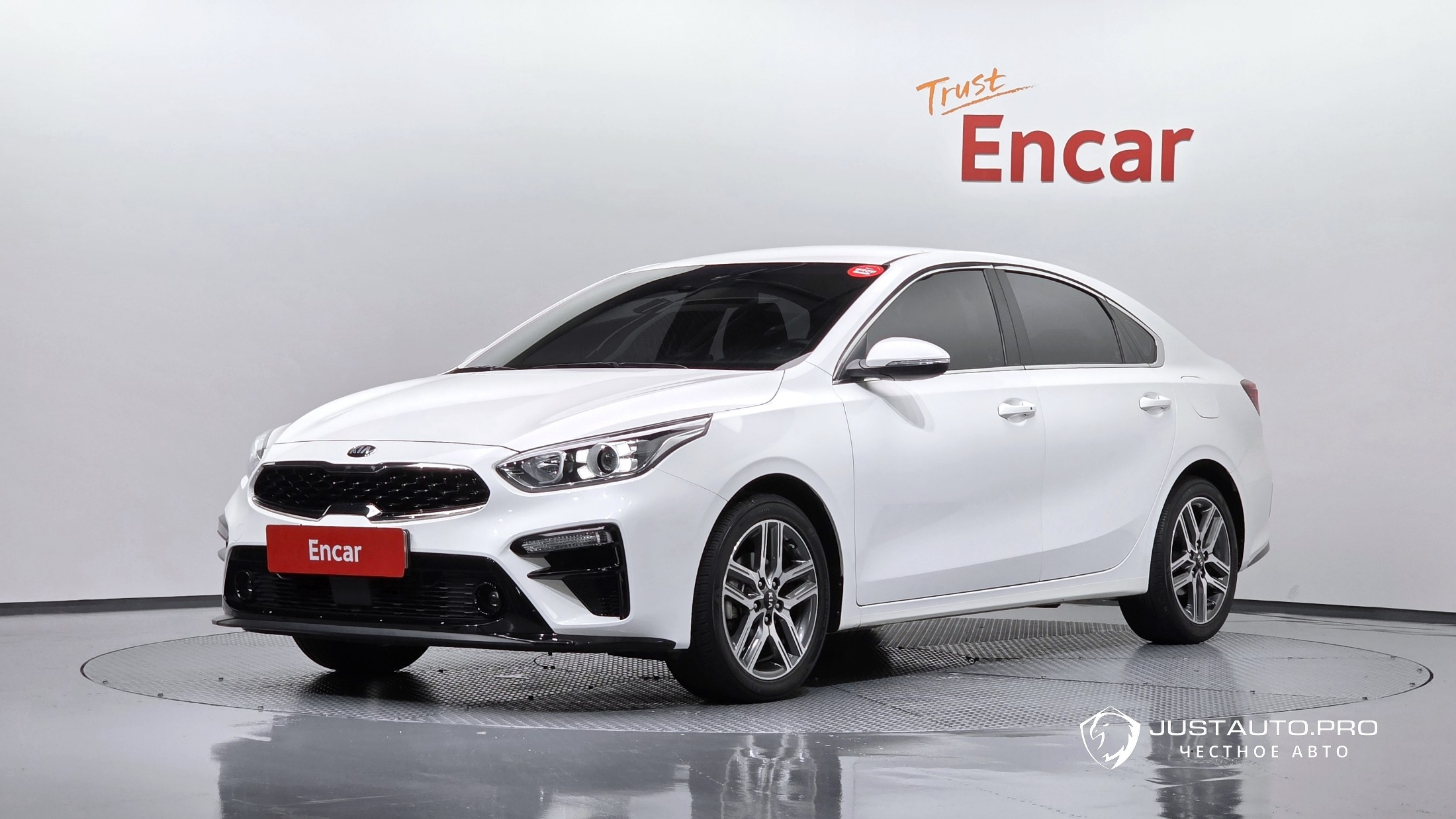Автомобиль Kia K3