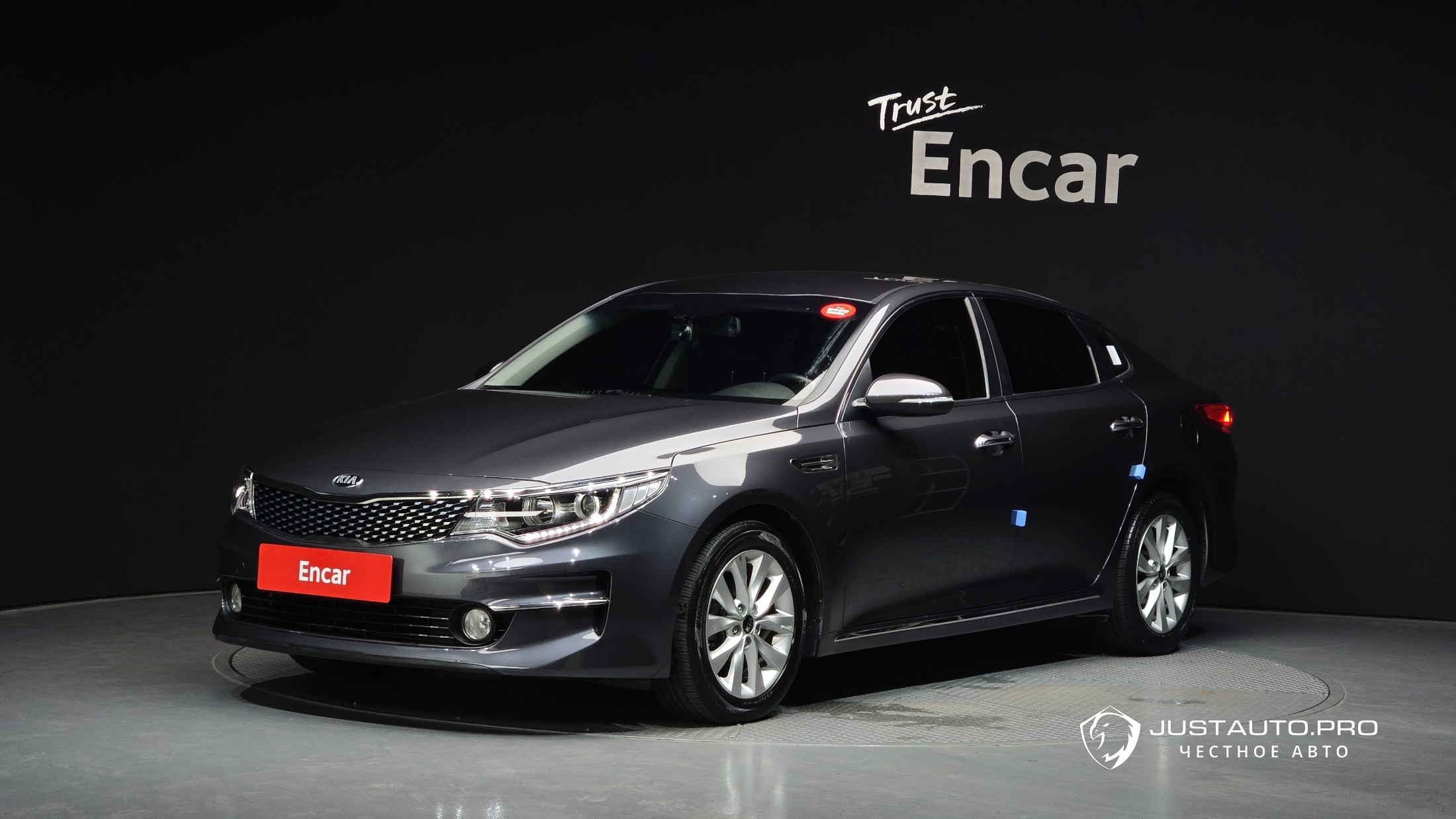 Автомобиль Kia K5