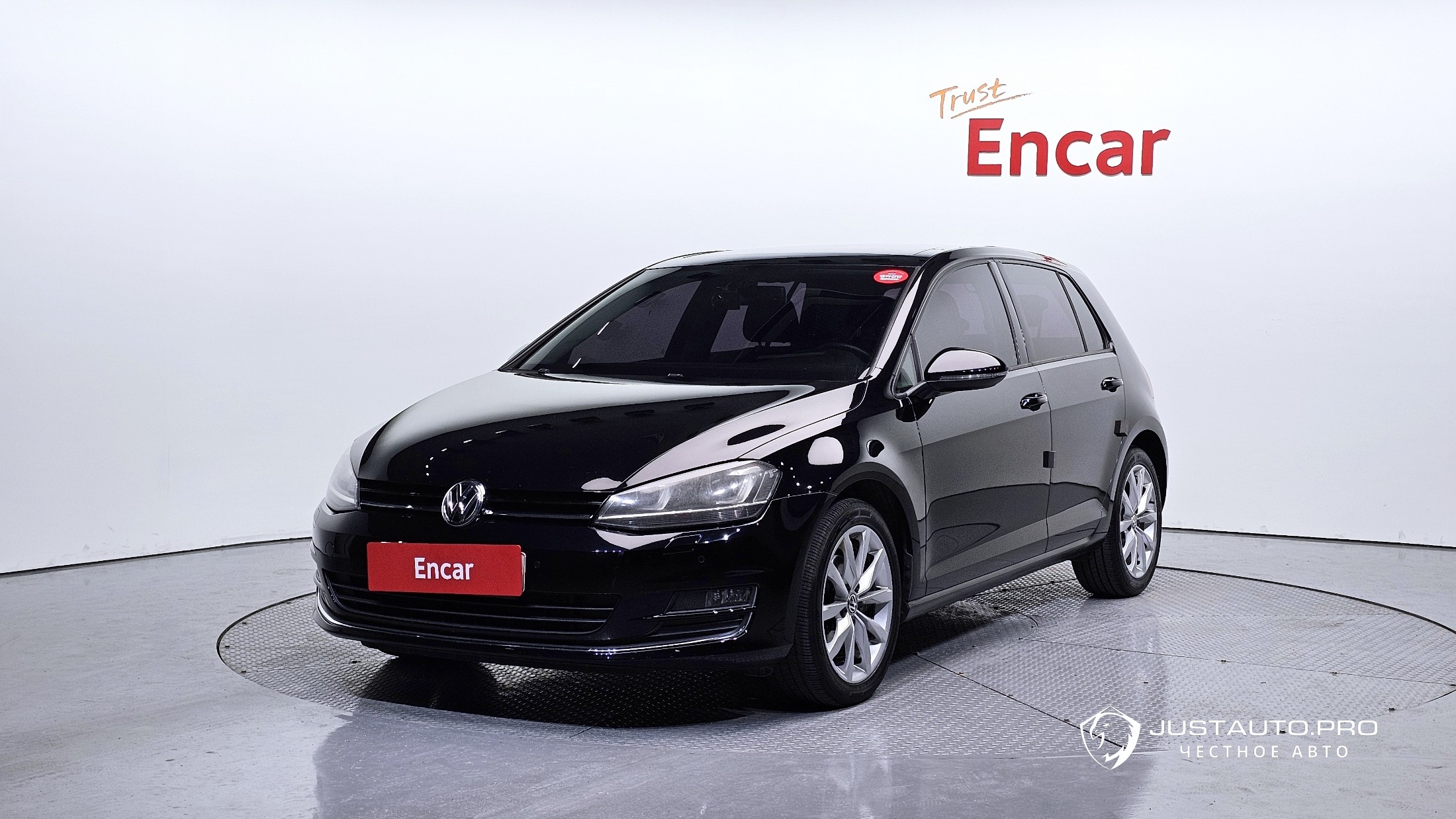Автомобиль Volkswagen Golf