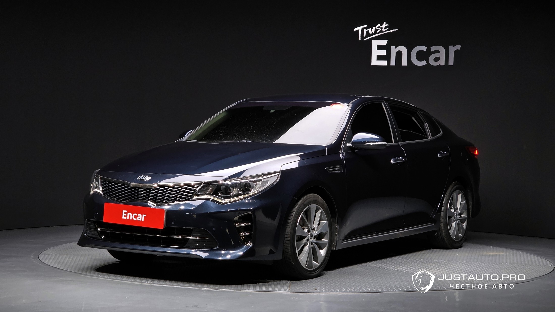 Автомобиль Kia K5