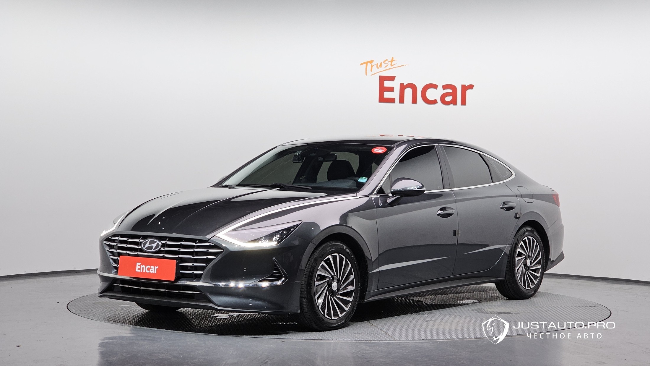 Автомобиль Hyundai Sonata
