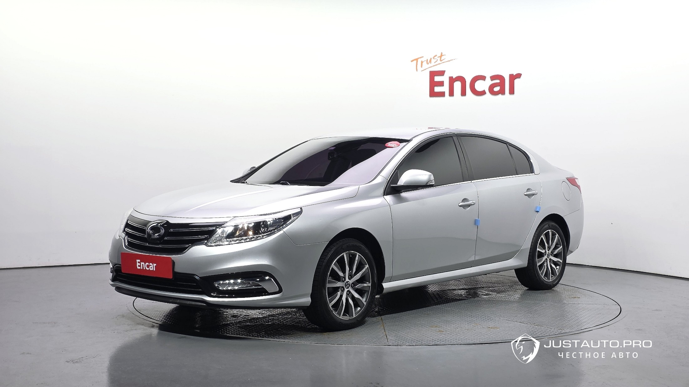 Автомобиль Renault-KoreaSamsung SM5 