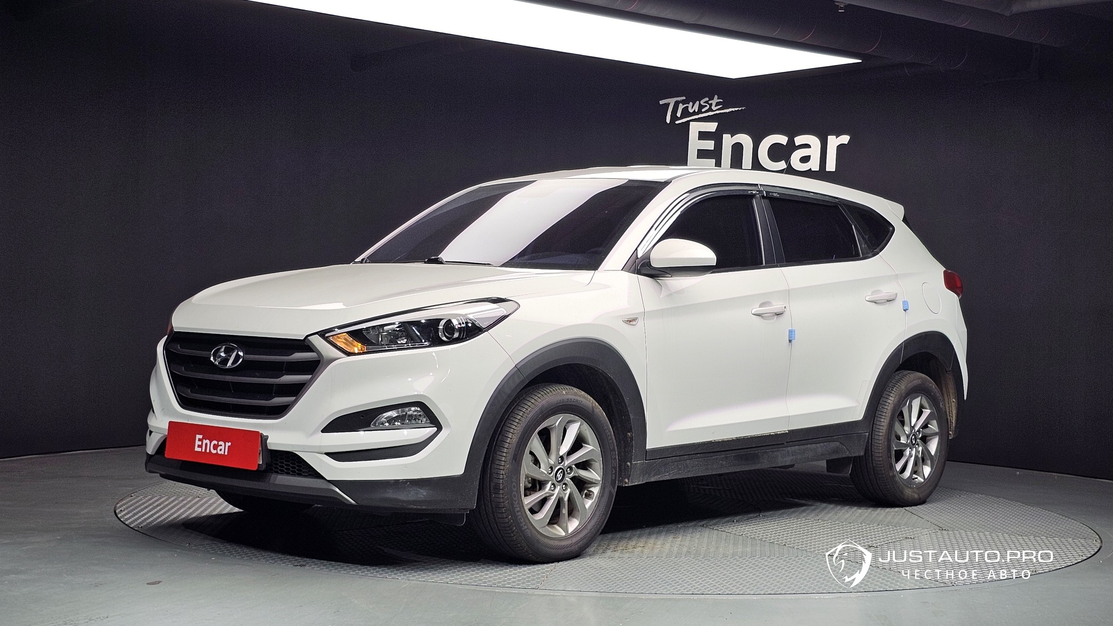 Автомобиль Hyundai Tucson