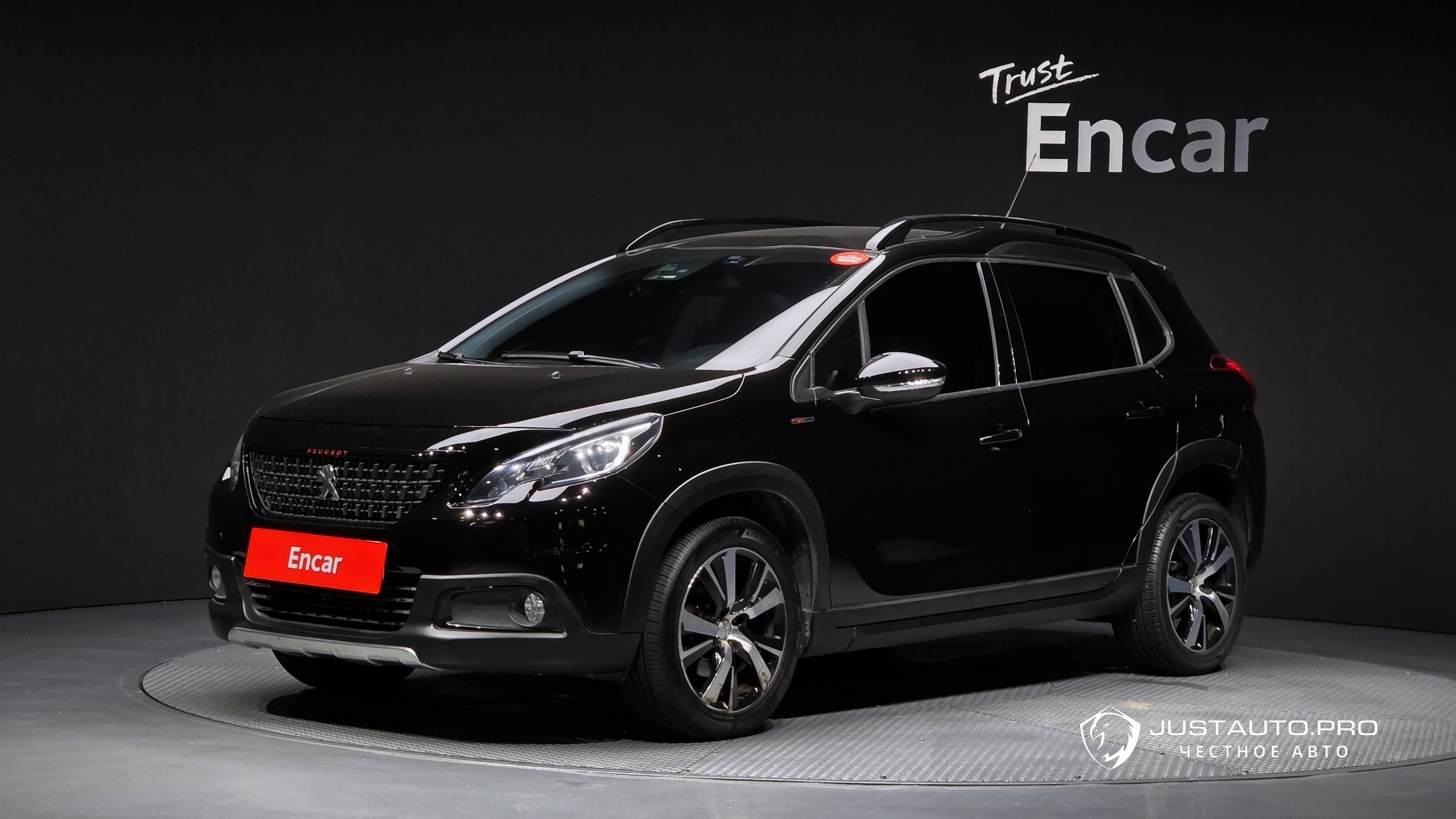Автомобиль Peugeot 2008