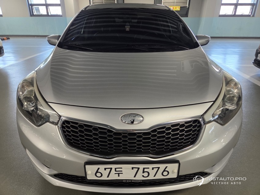 Автомобиль Kia K3