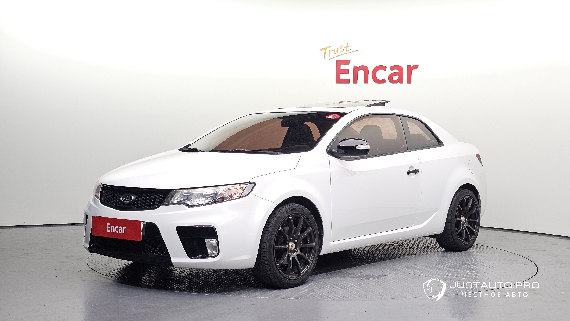 Автомобиль Kia Porte