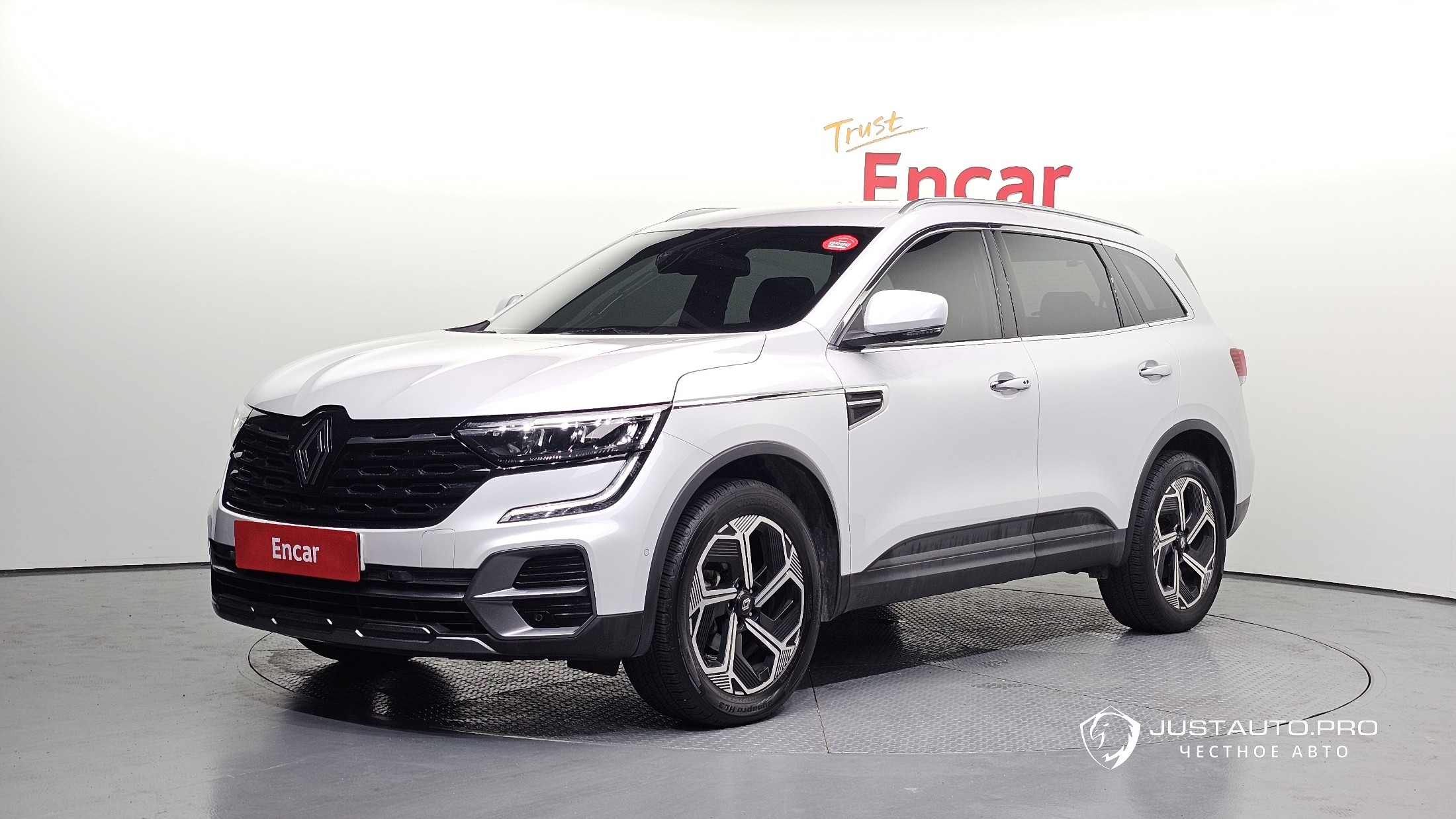 Автомобиль Renault-KoreaSamsung QM6