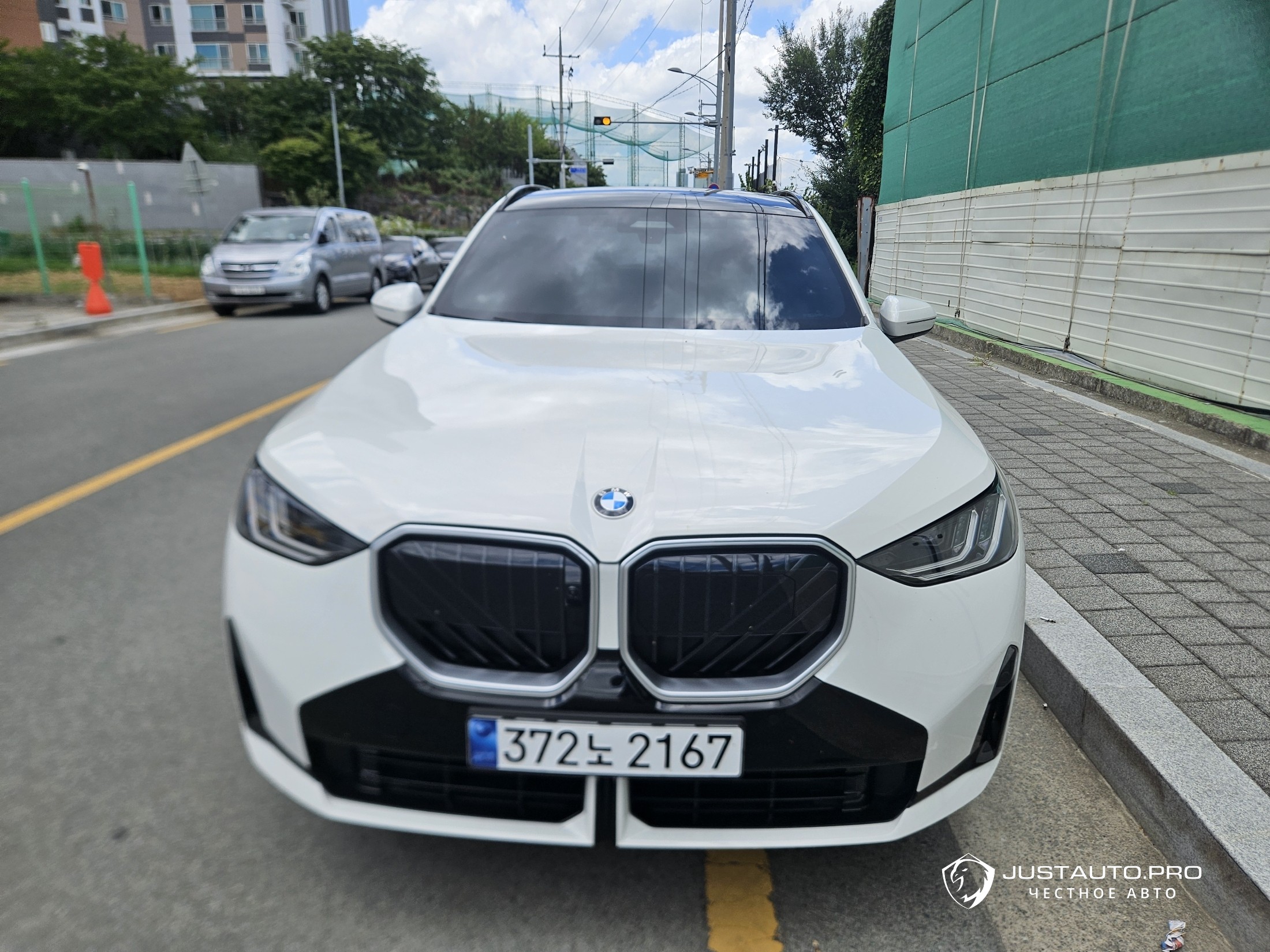 Автомобиль BMW X3