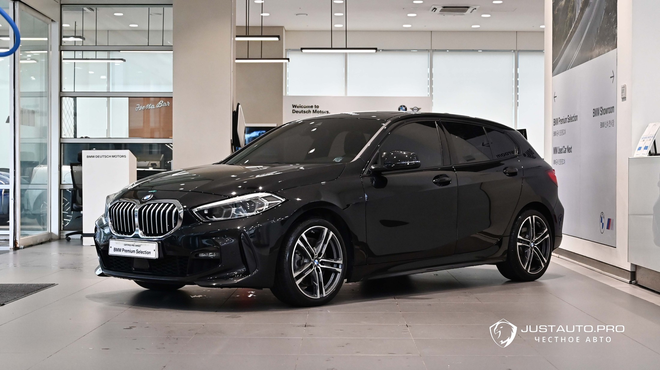 Автомобиль BMW 1-Series