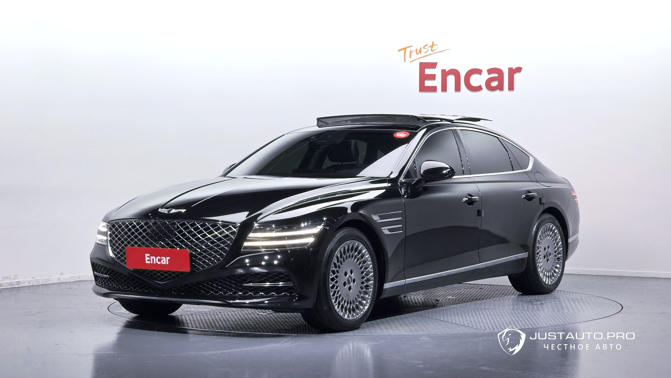 Автомобиль Genesis G80