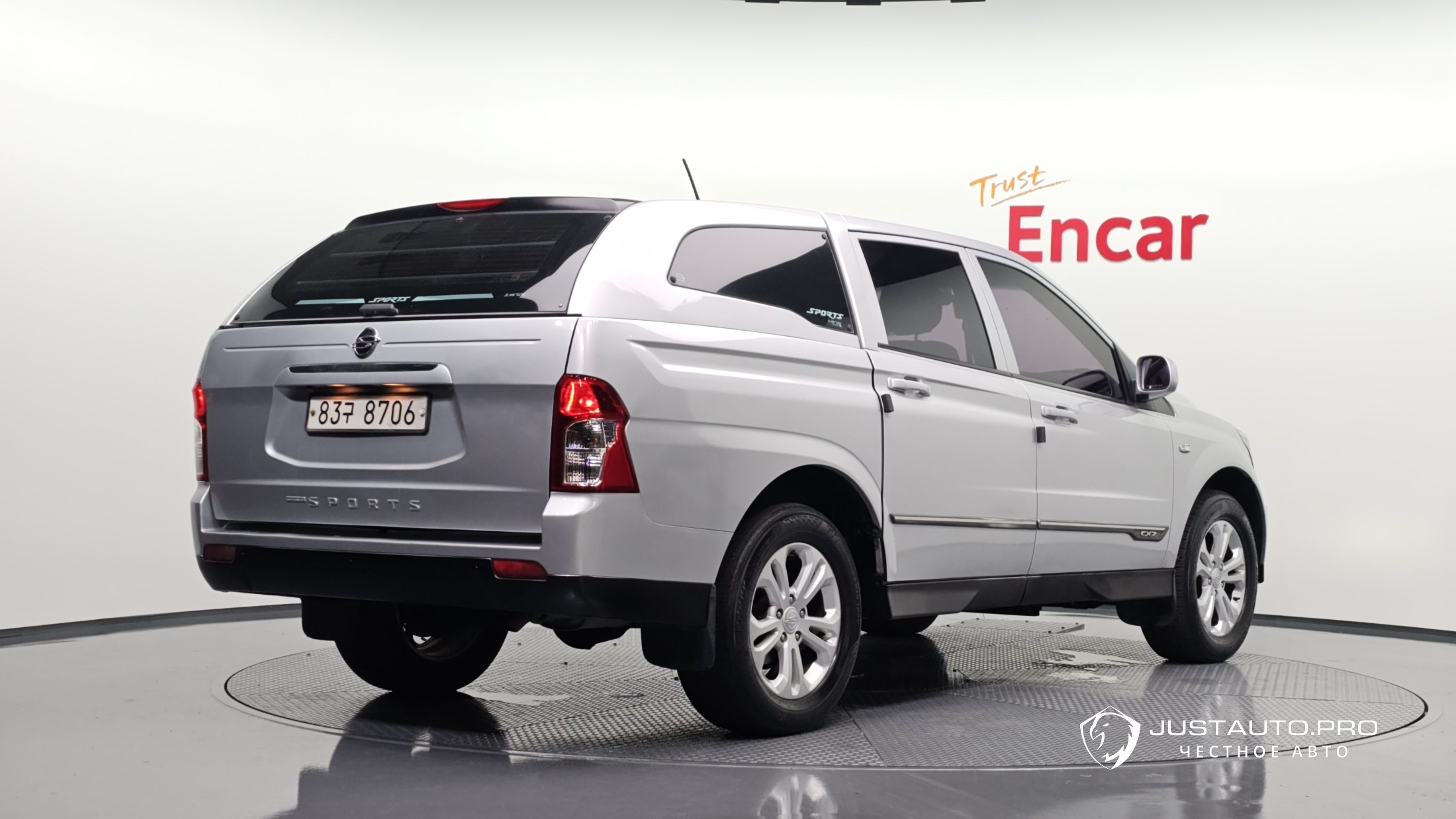 Автомобиль KG_Mobility_Ssangyong KORANDO