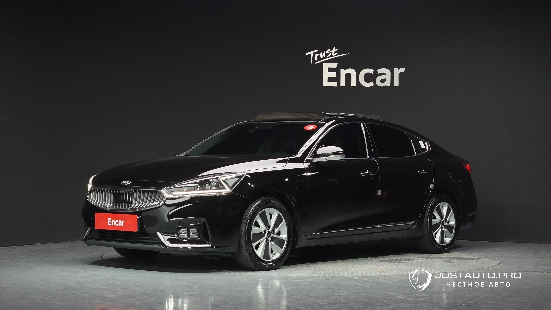 Автомобиль Kia K7