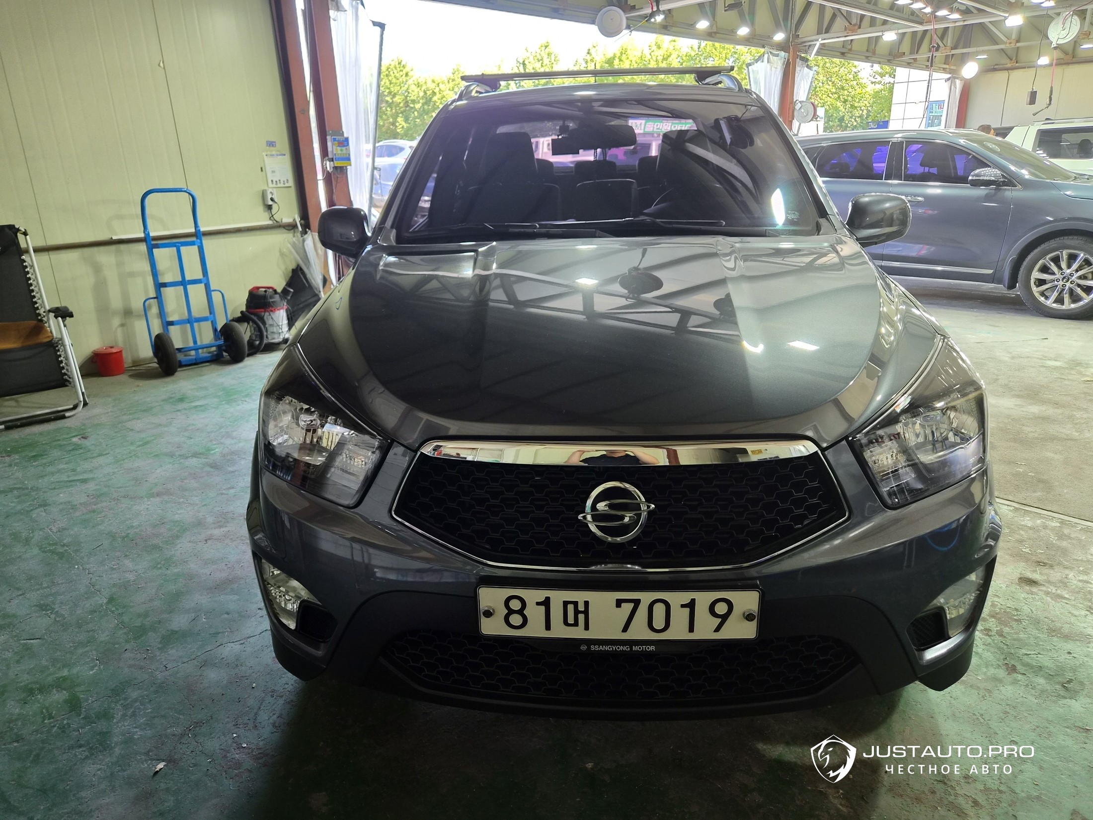 Автомобиль KG_Mobility_Ssangyong KORANDO