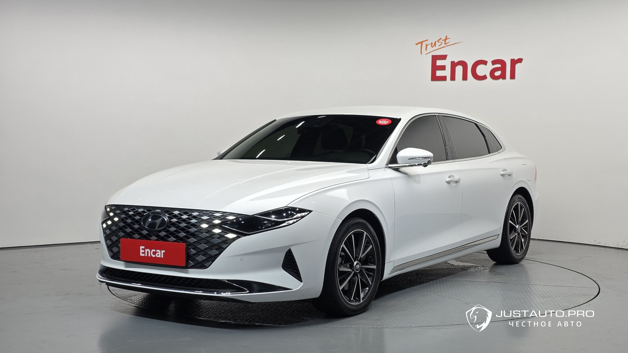 Автомобиль Hyundai Grandeur