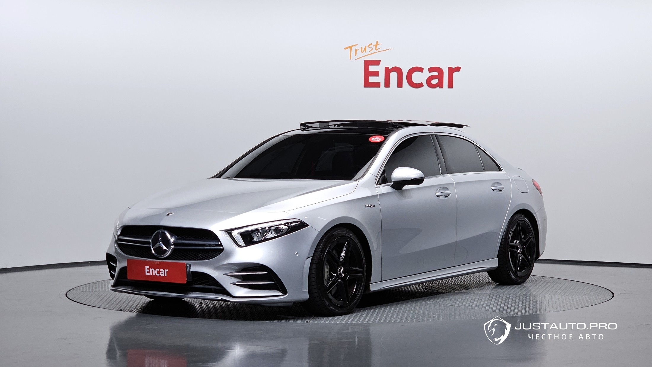 Автомобиль Mercedes-Benz A-Class
