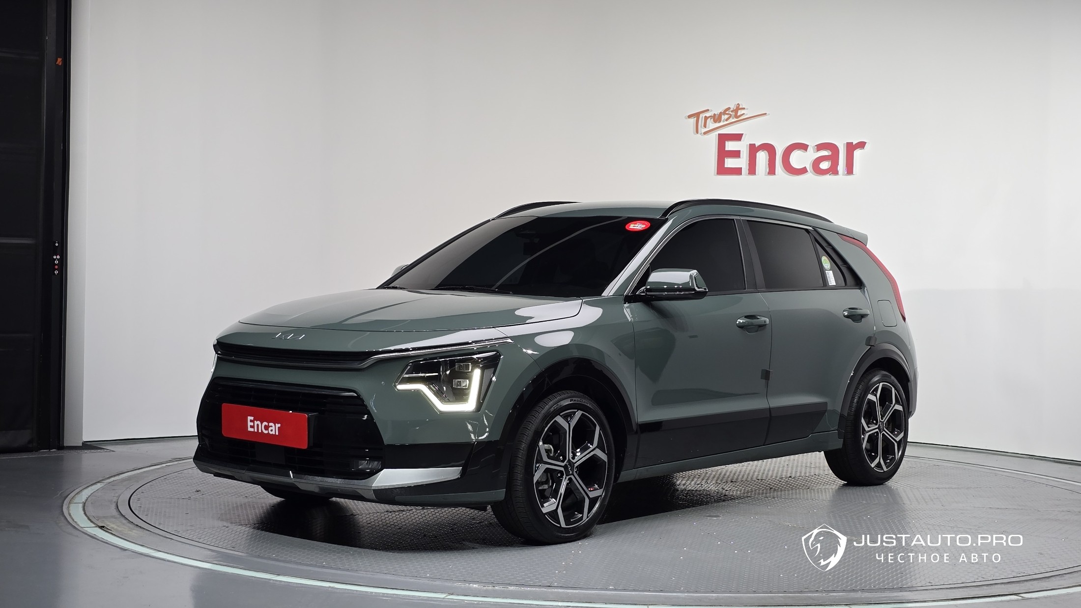 Автомобиль Kia Niro