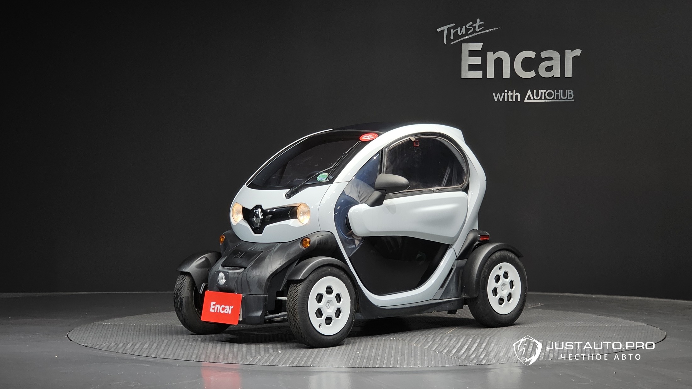 Автомобиль Renault-KoreaSamsung Twizy