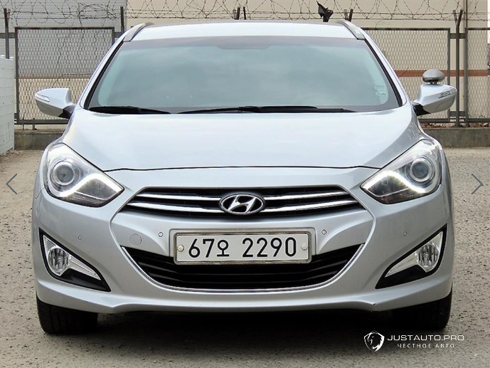 Автомобиль Hyundai i40