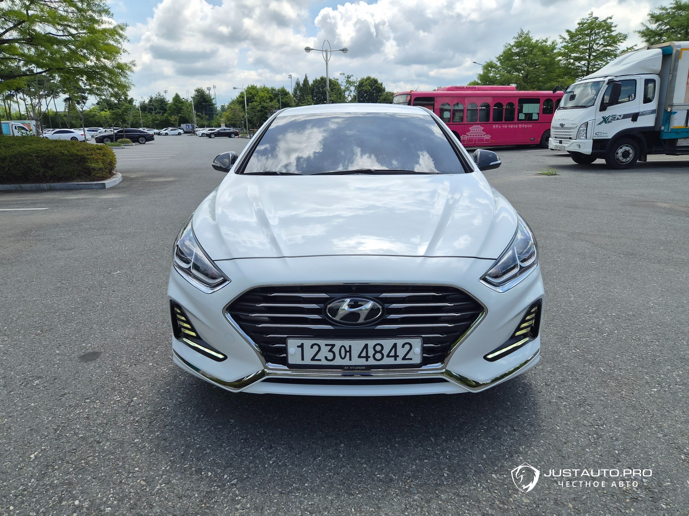 Автомобиль Hyundai Sonata