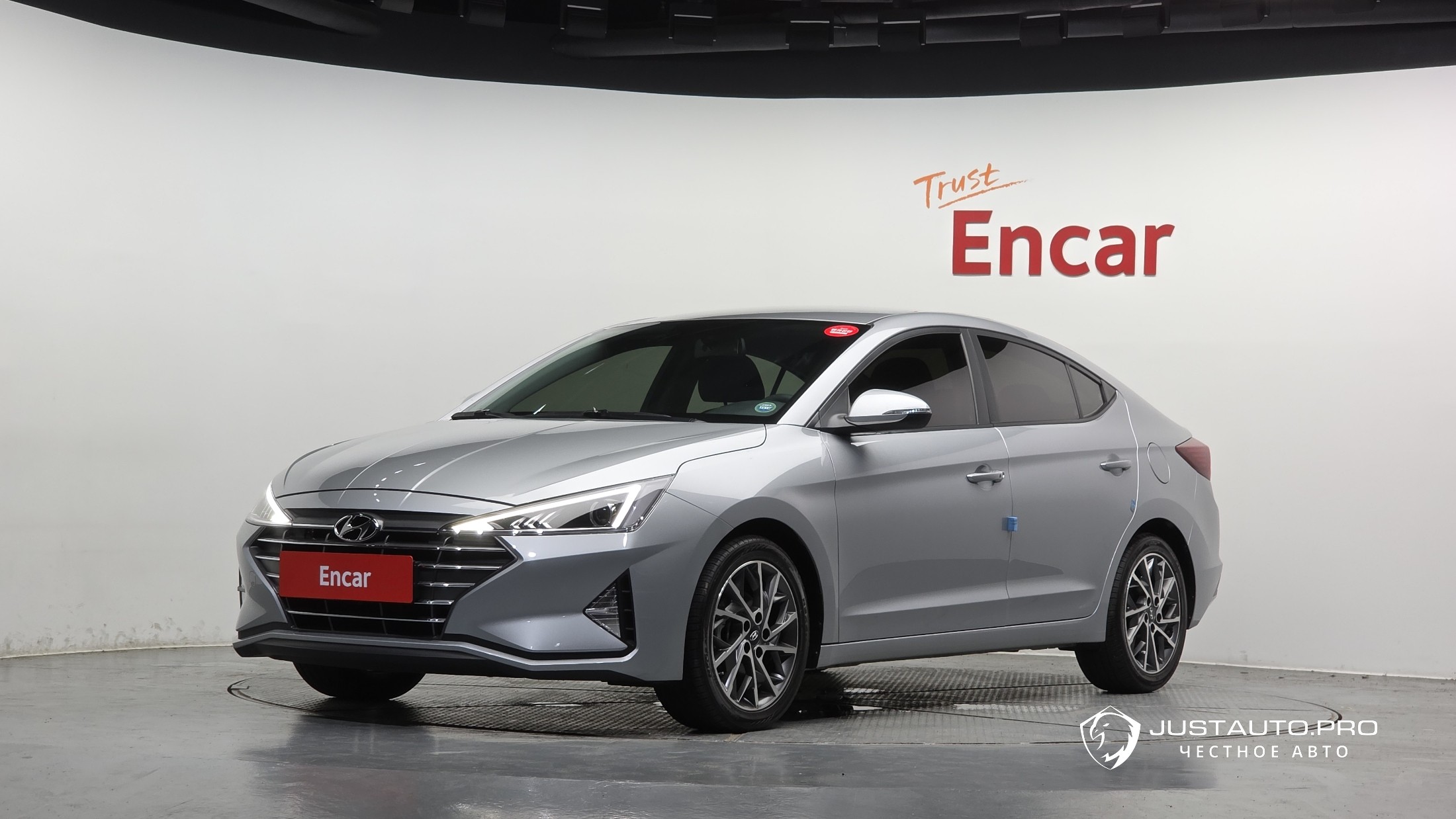 Автомобиль Hyundai AVANTE